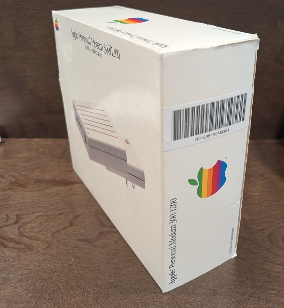 Vintage Apple Personal Modem 300/1200 Model A9M0304