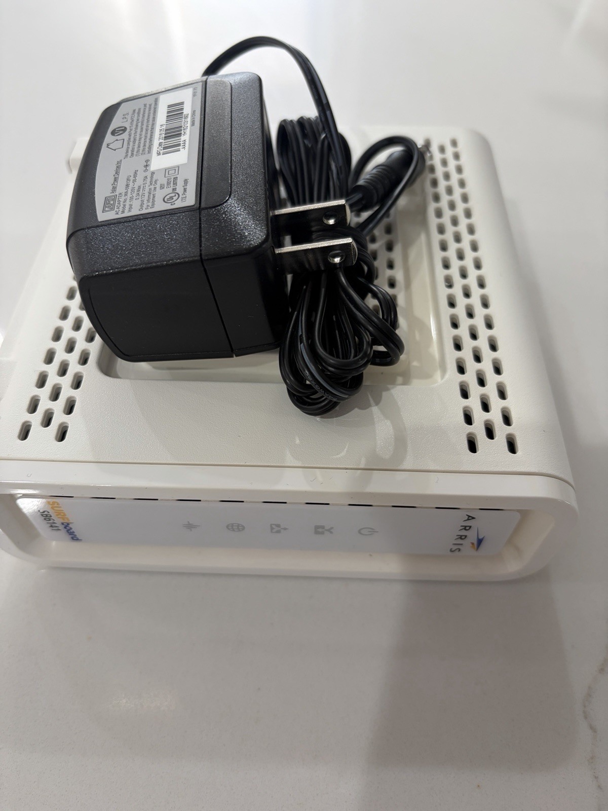 Arris Cable modem SB6141 (used) – Optimum – Free Shipping