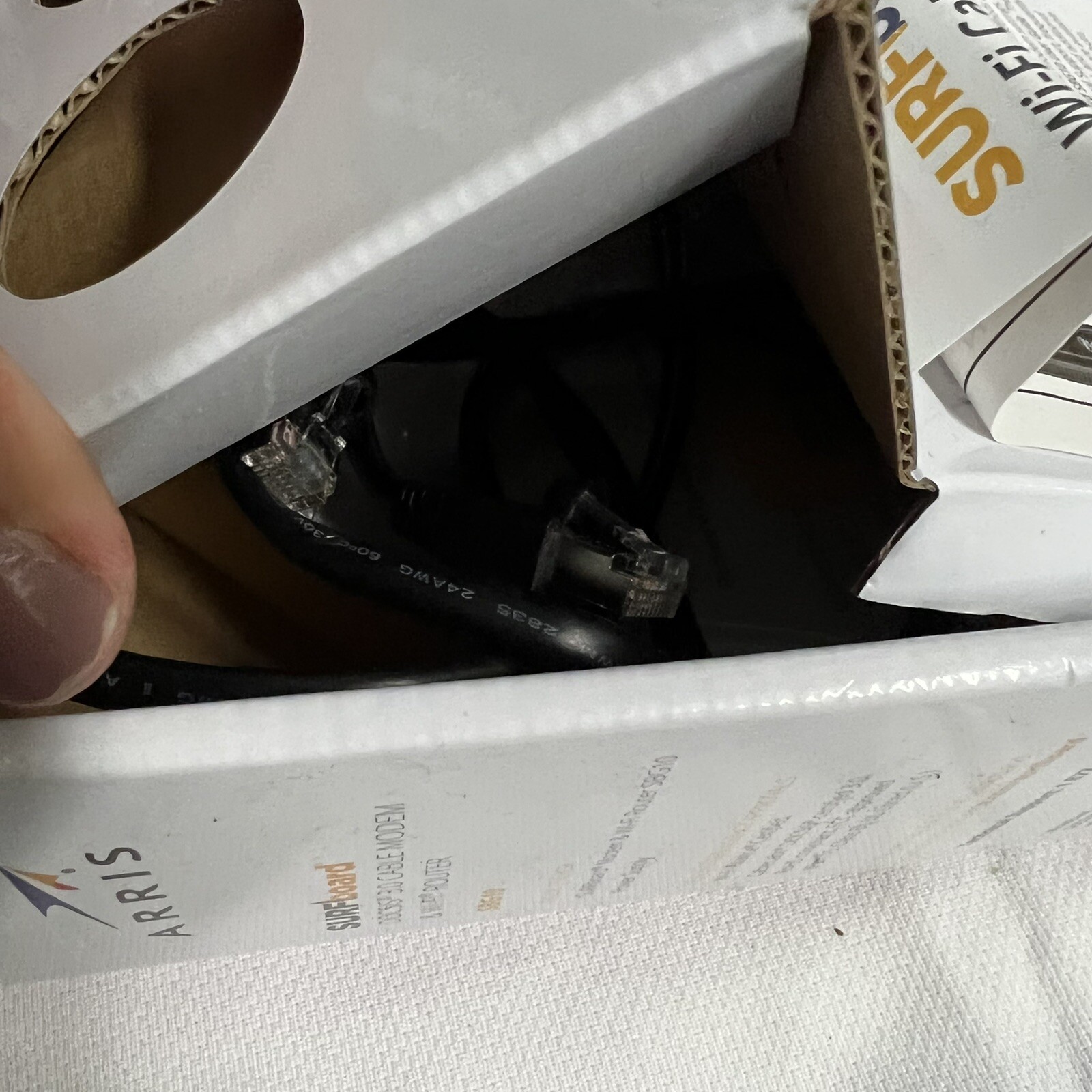 ARRIS Surfboard SBG10 Docsis 3.0 Cable Modem Wi-Fi Router AC1600 New Open Box