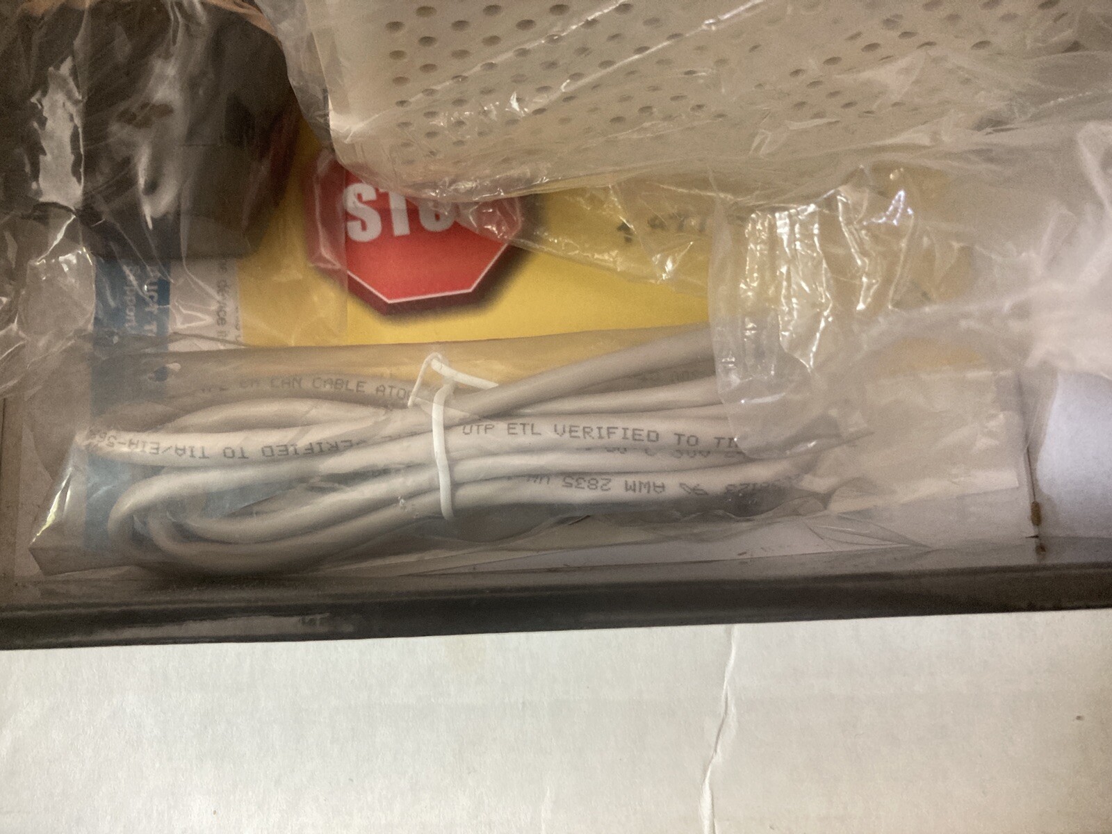 Arris SURFboard SB6183 DOCSIS 3.0 Cable Modem