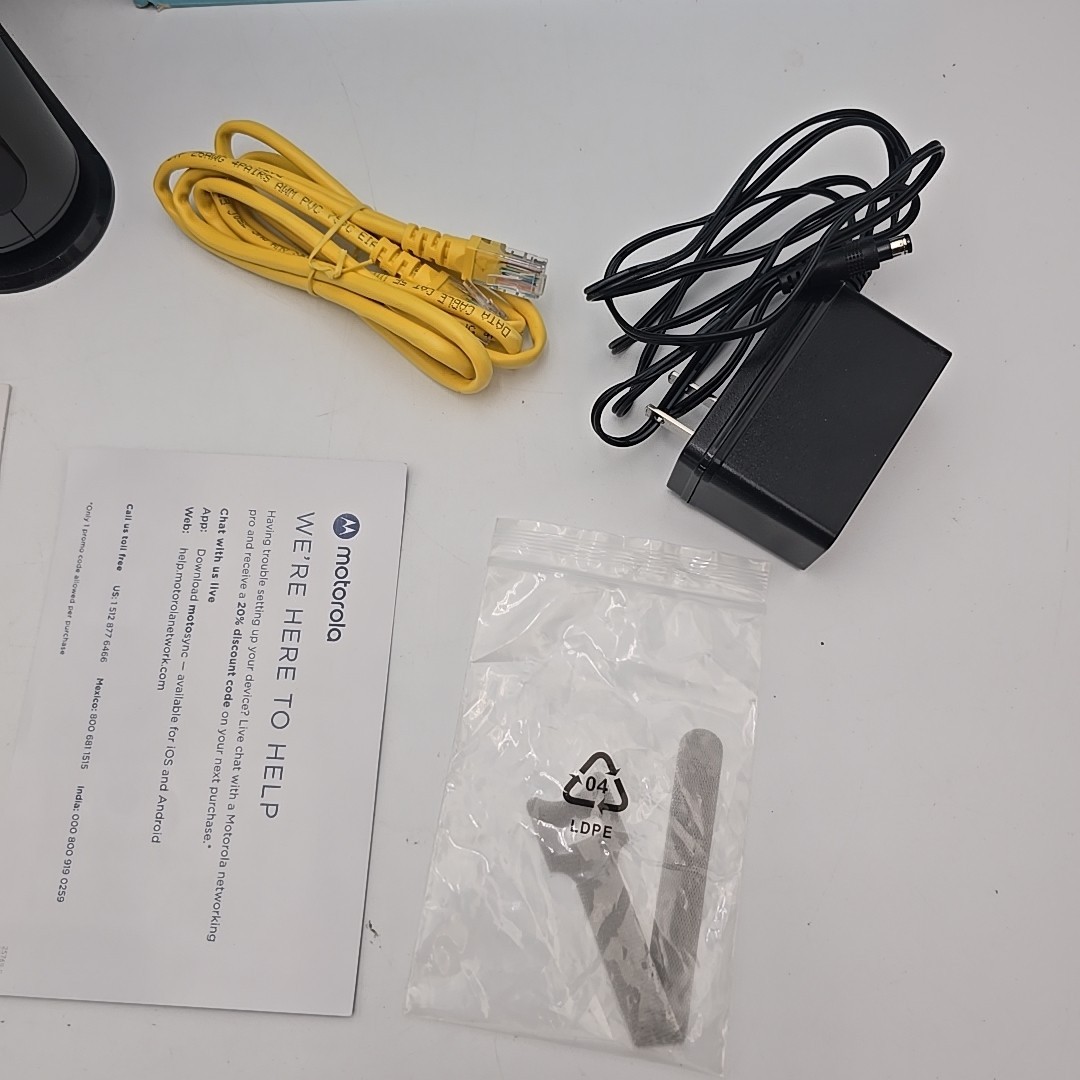 Motorola MG7540 16×4 DOCSIS 3.0 Cable Modem & AC1600 WiFi Router
