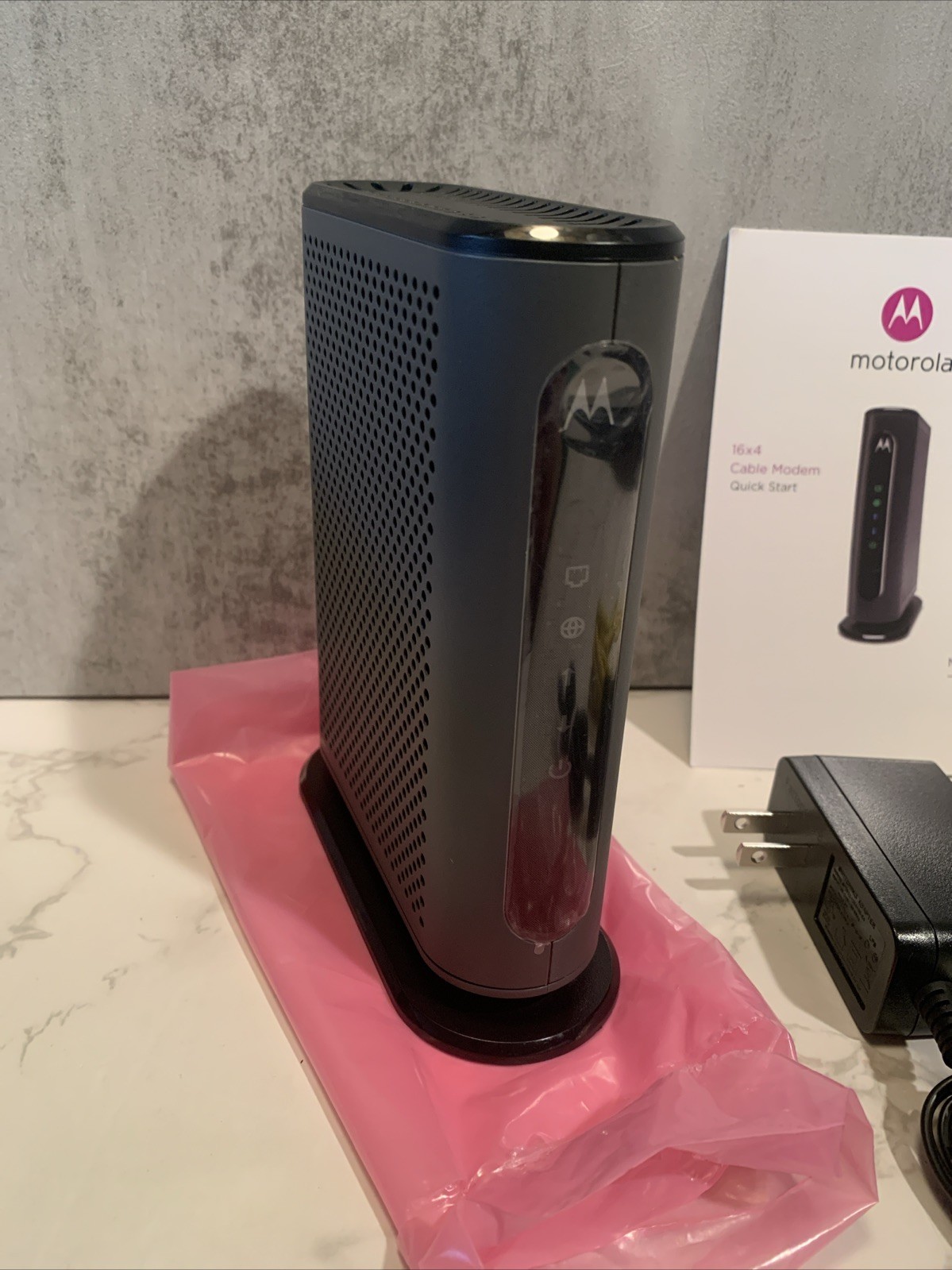 Motorola MB7420 16×4 Cable Modem 686 Mbps DOCSIS 3.0