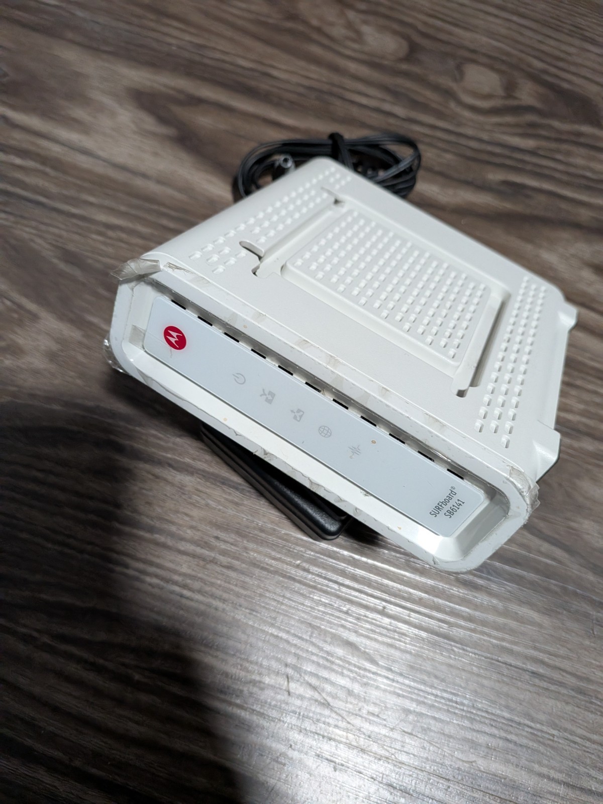 ARRIS SURFboard SB6141 Cable Modem