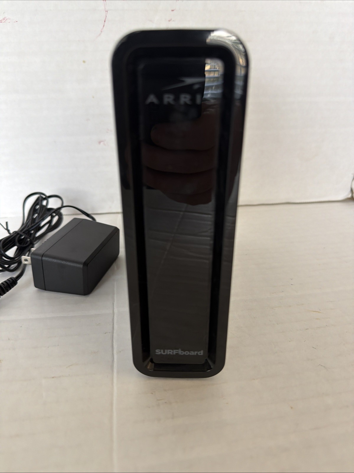 ARRIS SBG10 SURFboard AC1600 Dual-Band Cable Modem Router – Black
