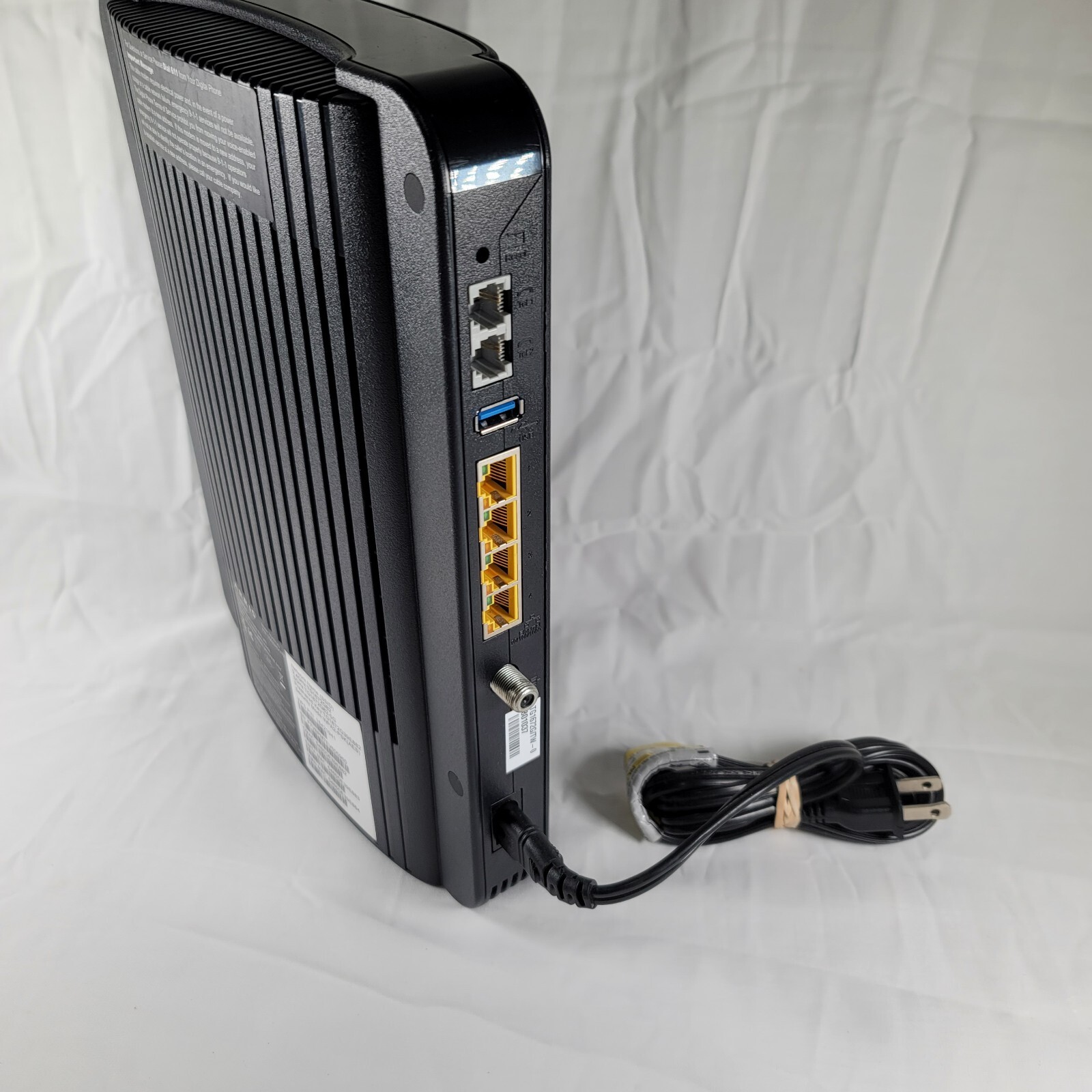 Arris TG1672G Touchstone Telephony Gateway Docsis 3.0 TG02DHQ1672 -KB0375