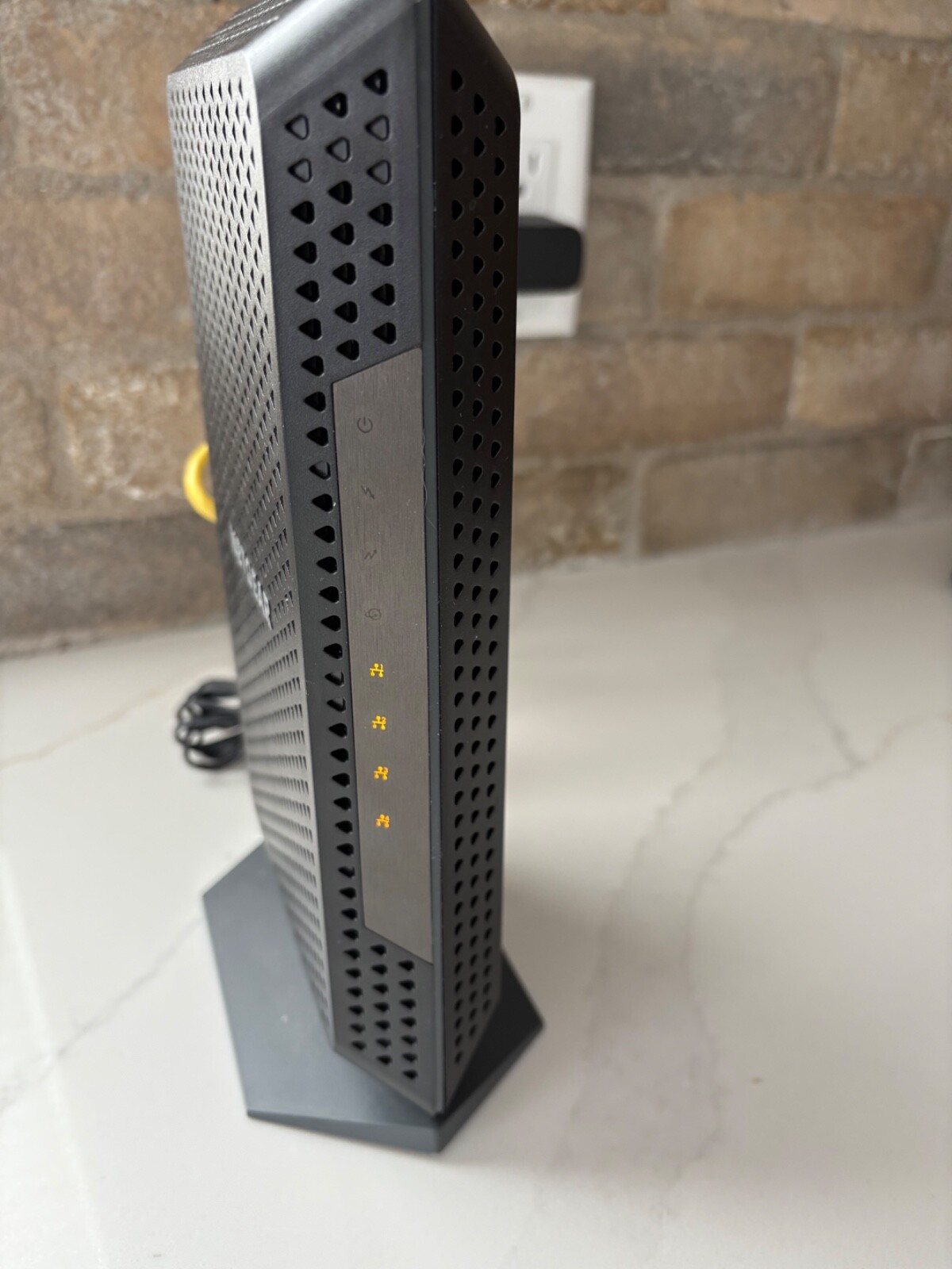 NETGEAR Nighthawk CM1200-100NAS DOCSIS 3.1 Cable Modem