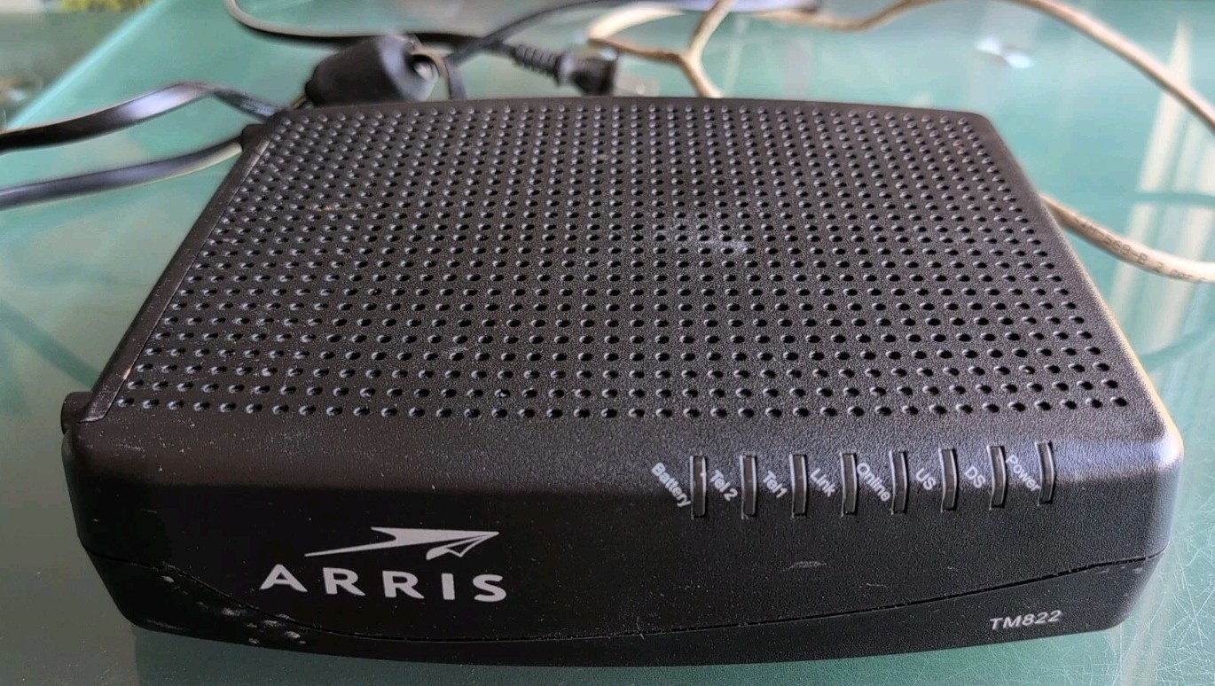 ARRIS Touchstone modem, TM822G DOCSIS 3.0 Internet & Voice Comcast Xfinity