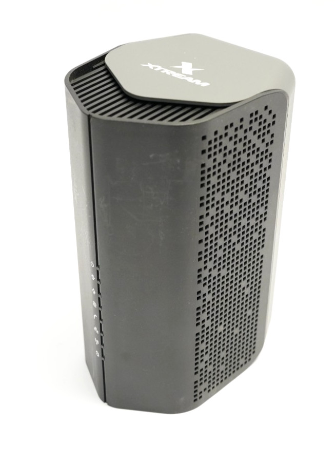Xtream DOCSIS 3.1 Dual-band AX6000 Wi-Fi 6 Cable Gateway Arcadyan CM4652442-MM