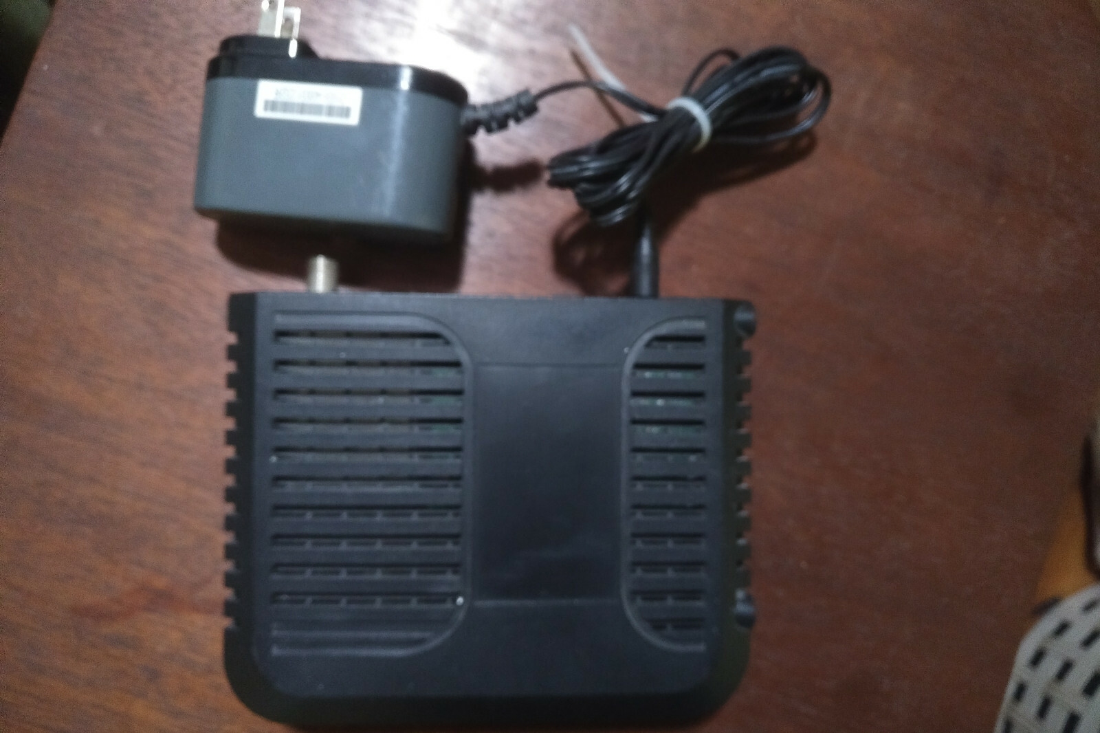 CISCO DPC3010 Cable Modem DOCSIS 3.0 With Power Adapter