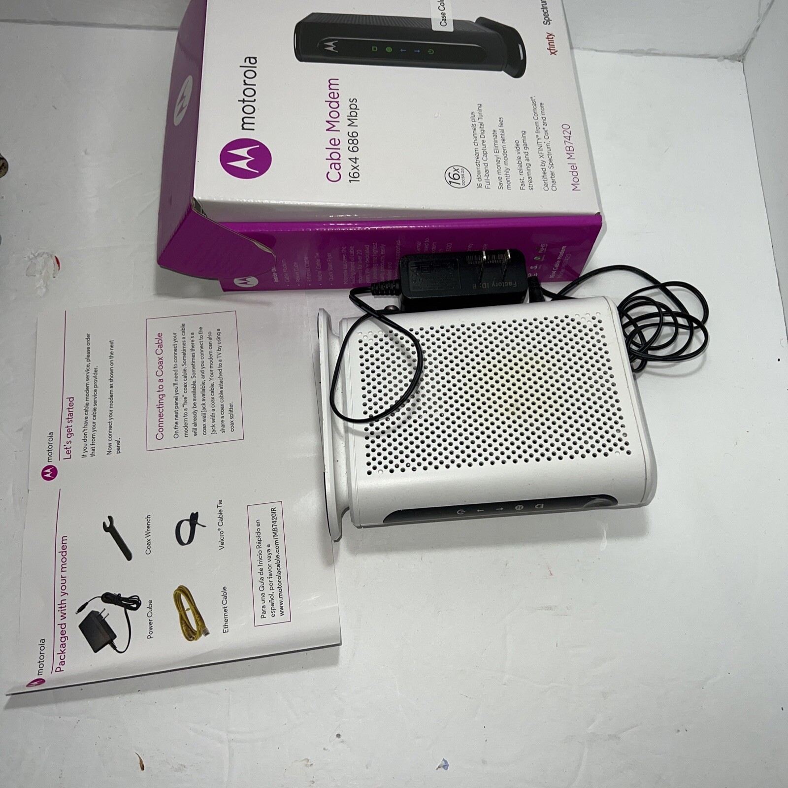 Motorola 16×4 Cable Modem 686 mbps DOCSIS 3.0 Channel Bonding -White