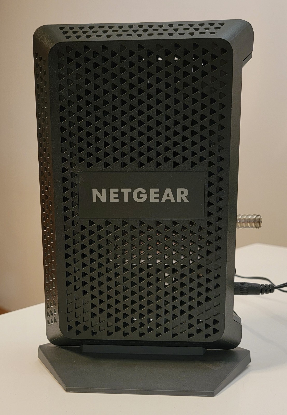 Netgear CM1000 DOCSIS 3.1 Gigabit Speed Cable Modem Black Tested Works Great!