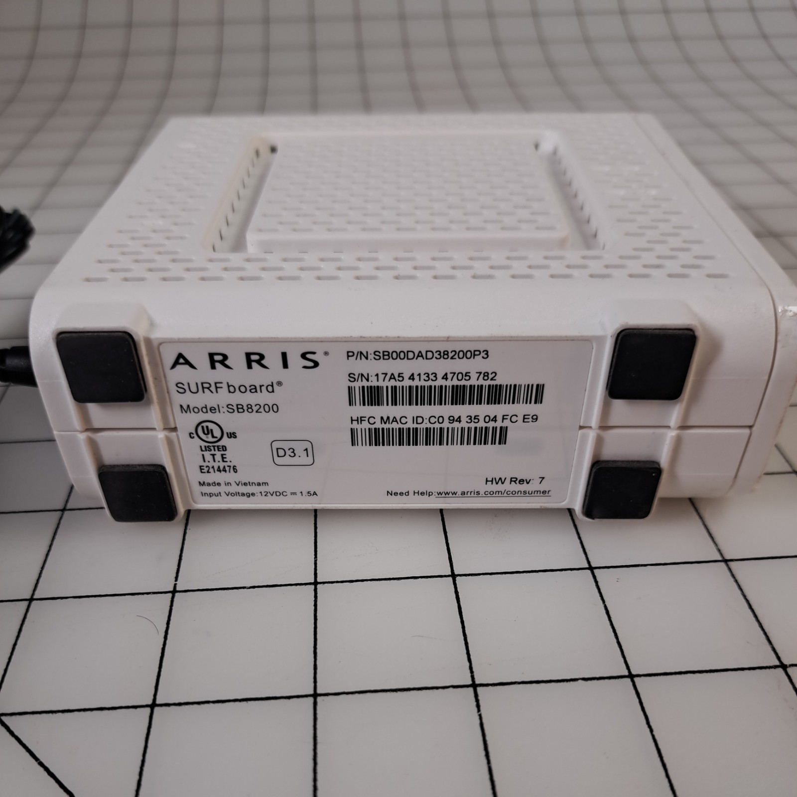 ARRIS SURFboard SB8200 DOCSIS 3.1 Gigabit Cable Modem