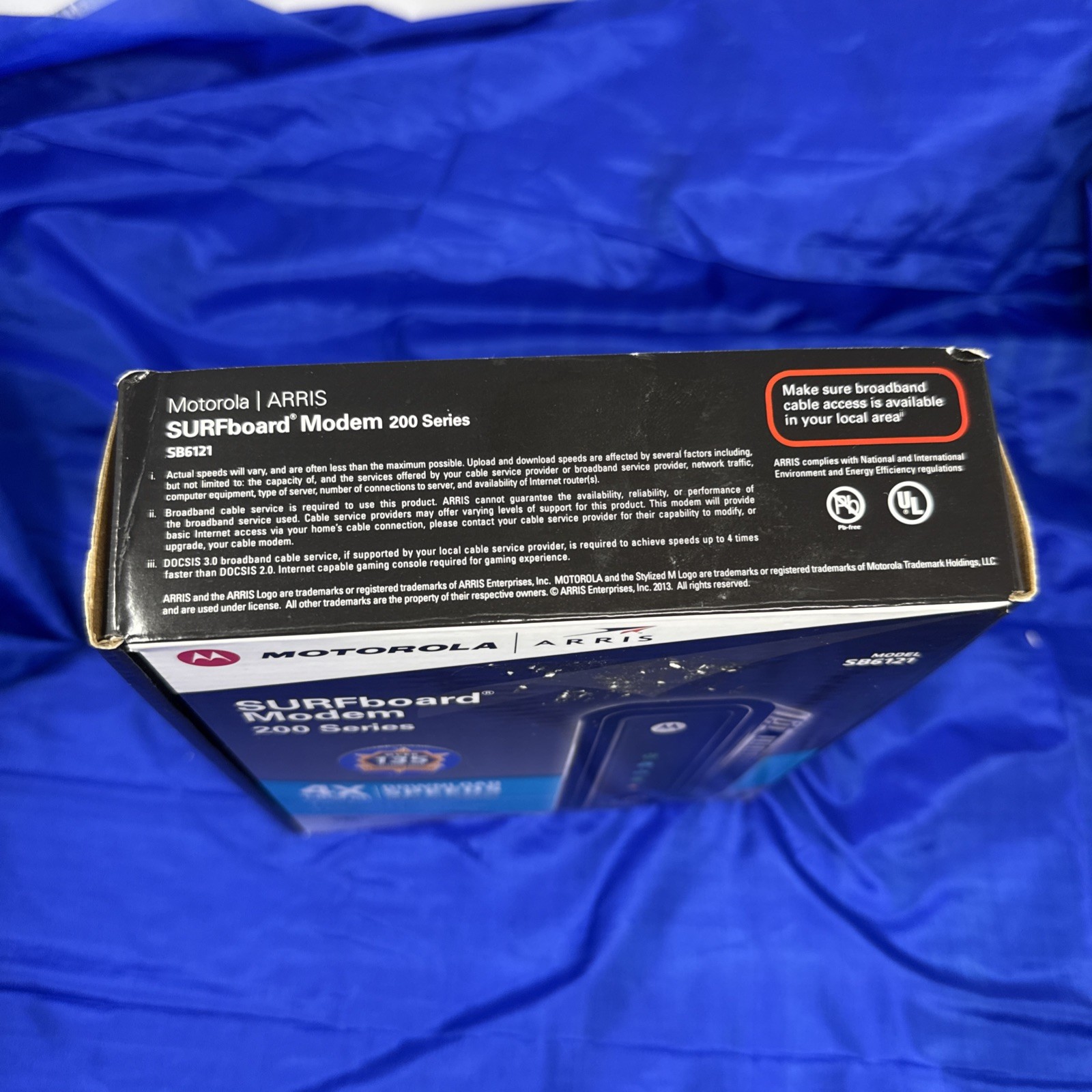 Motorola ARRIS SURFboard SB6121 4×4 DOCSIS 3.0 Cable Modem With Power Adapter