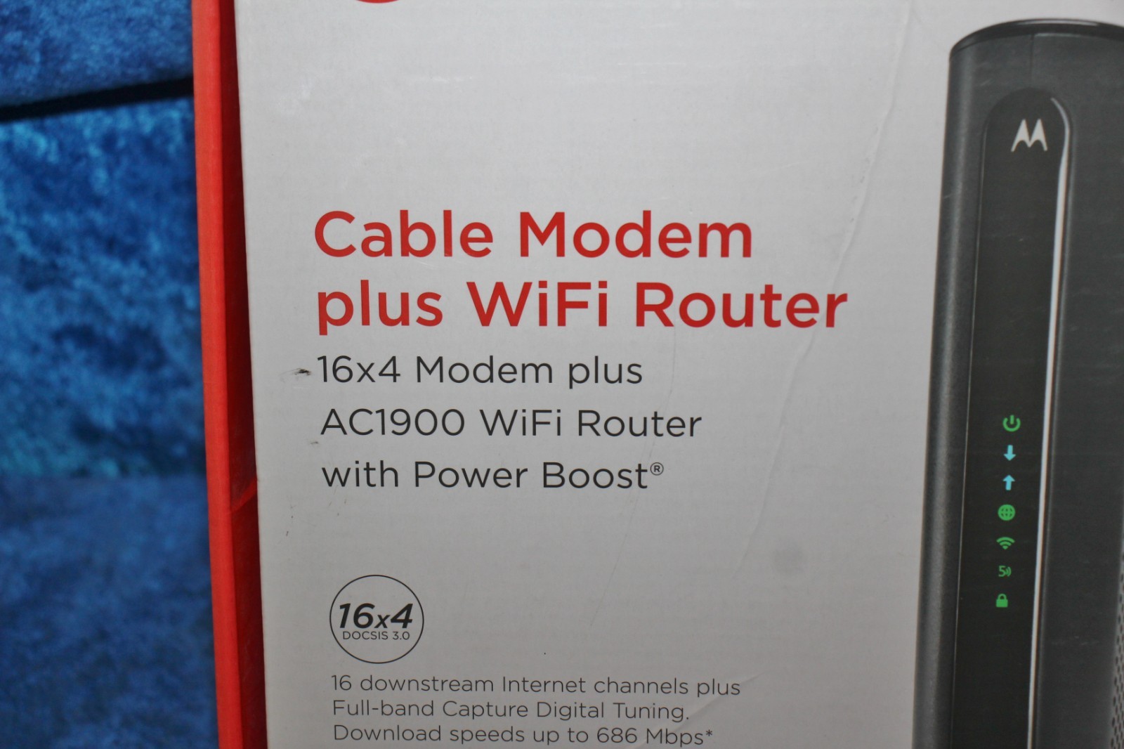 New Motorola MG7550 16×4 Cable Modem plus AC1900 Wifi Router with Power Boost