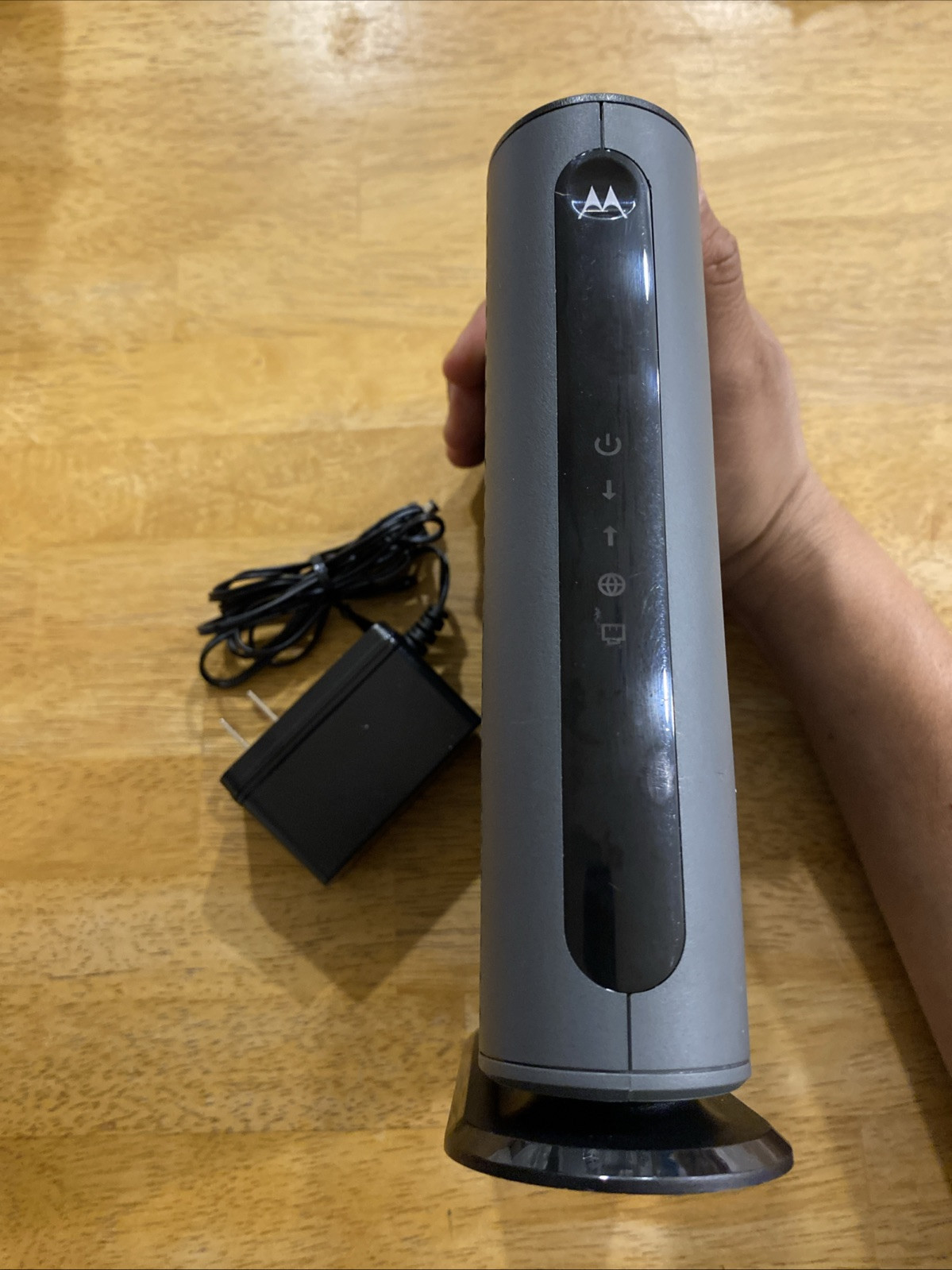Motorola MB7621 Cable Modem Docsis 3.0 24X8 Xfinity 1000mfbs