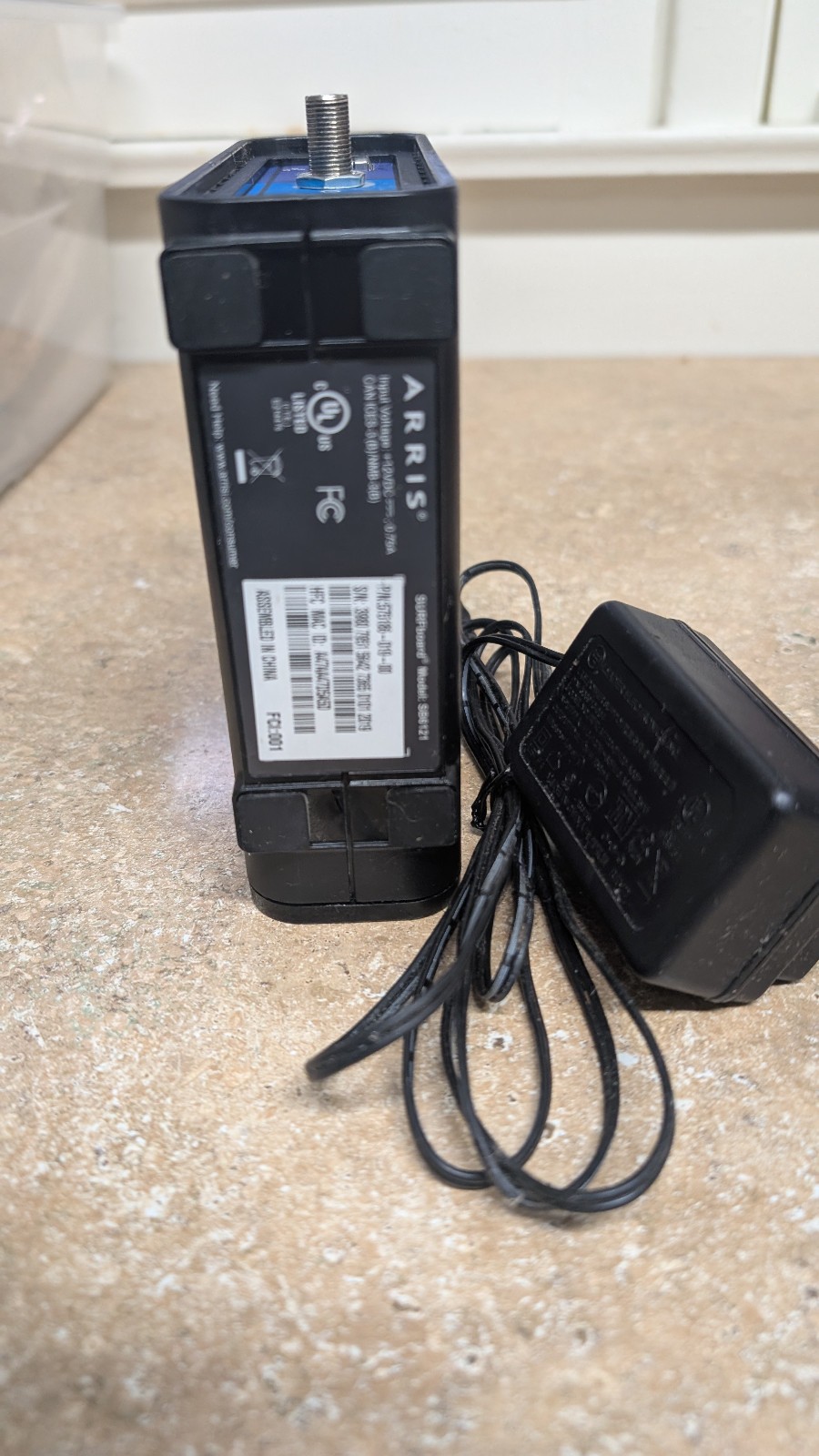 Arris Surfboard CABLE Modem Model SB6121 Used in Great working condition