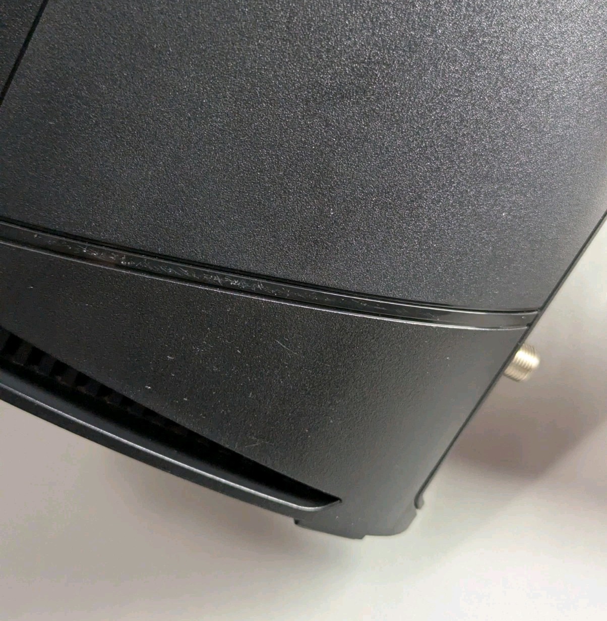 ARRIS G20 DOCSIS 3.1 WiFi 6 Router Modem ONLY – NO POWER CORD INCLUDED
