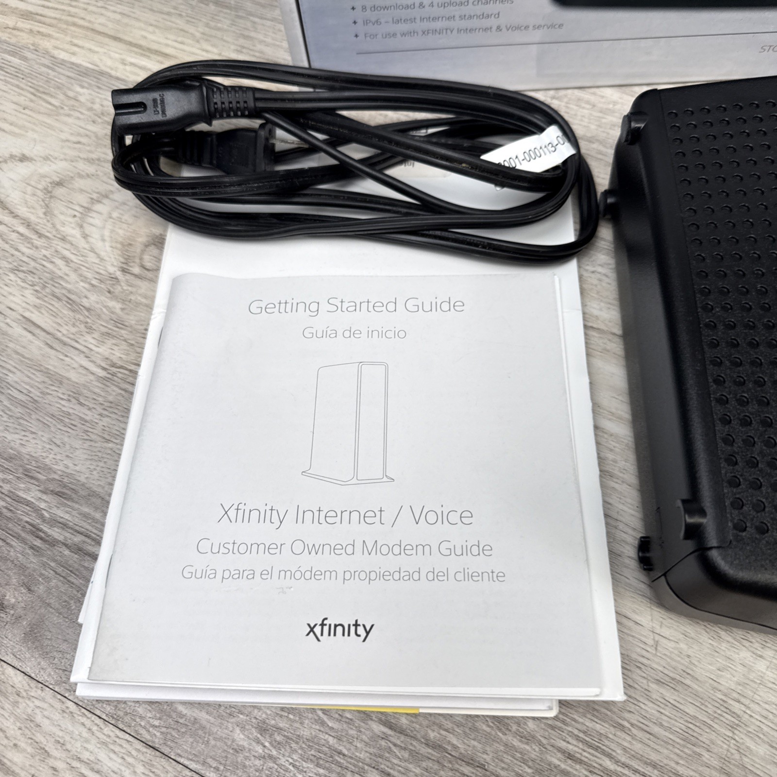 ARRIS – SURFboard 8 x 4 DOCSIS 3.0 Telephony Voice Cable Modem – Black TM822R