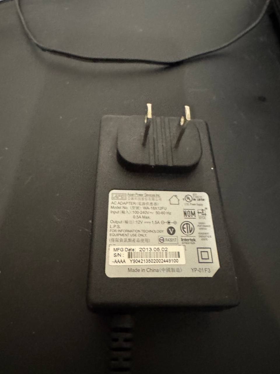 Motorola SURFboard SBG6580 DOCSIS 3.0 Cable Modem and Wi-Fi Router