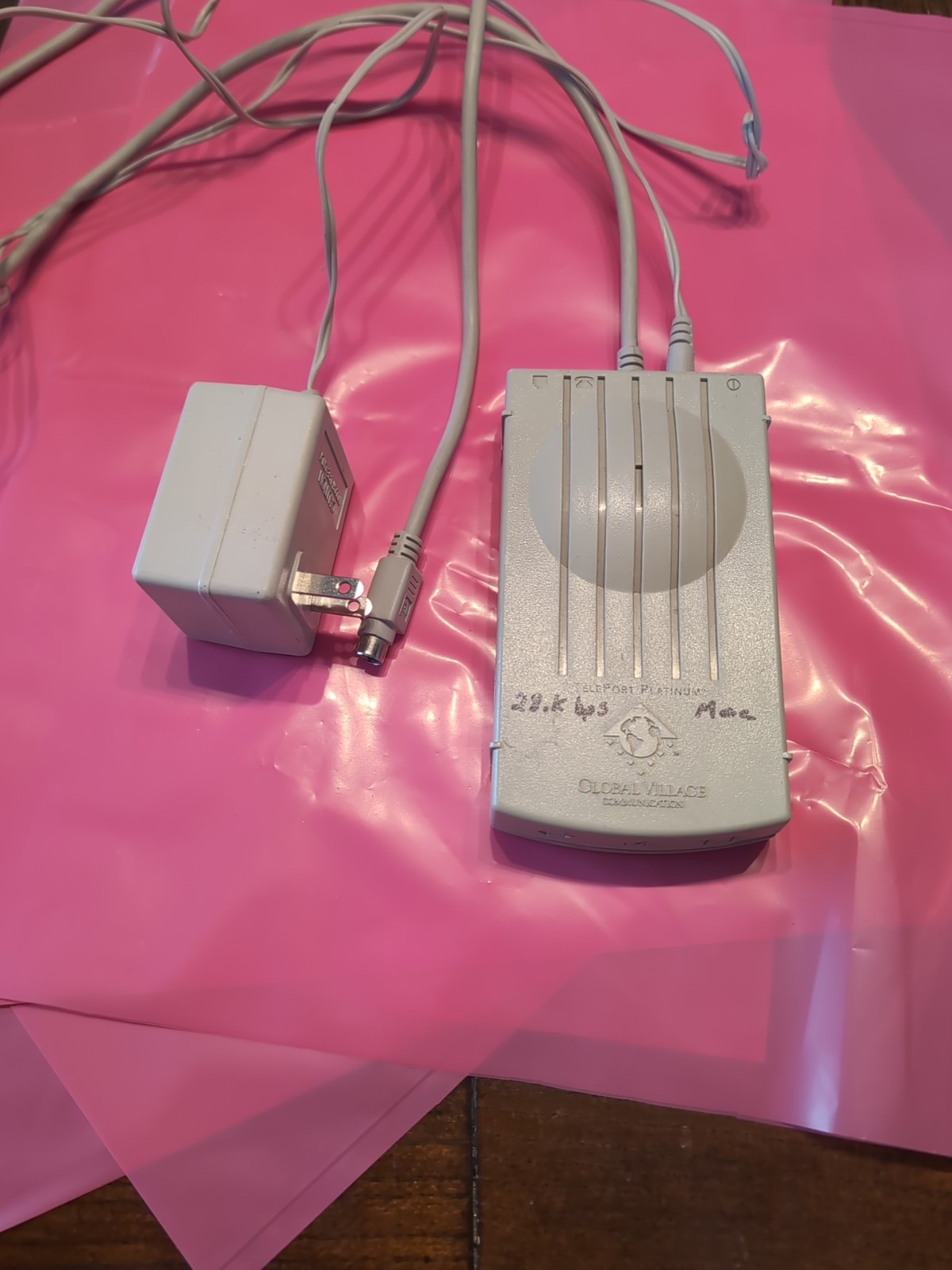 Global Village Teleport Platinum Fax/Modem A812 with Power Adapter –K