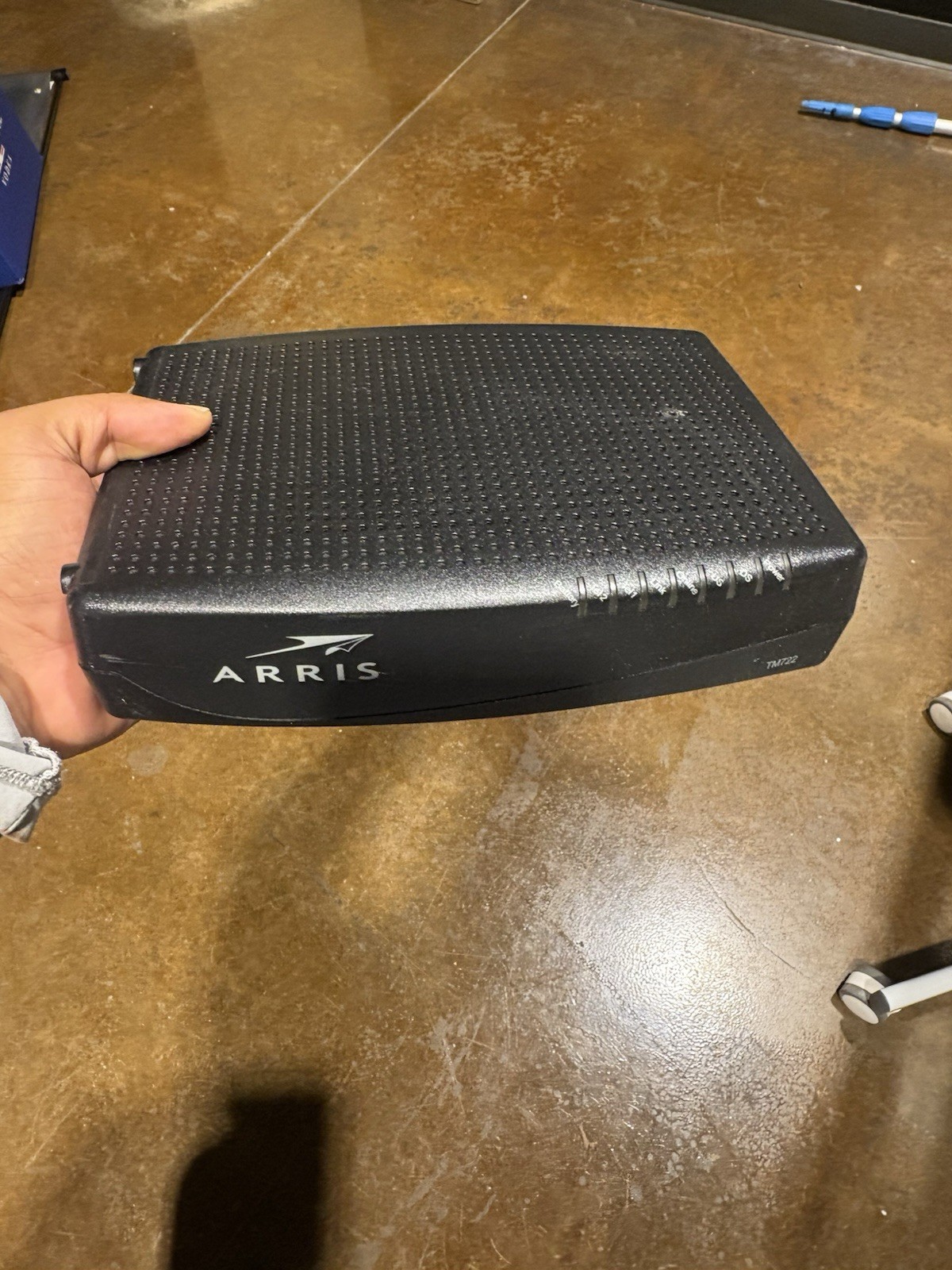 ARRIS TM722G/CT DOCSIS 3.0 Cable Modem VoIP Comcast Black 160 Mbps 1 LAN