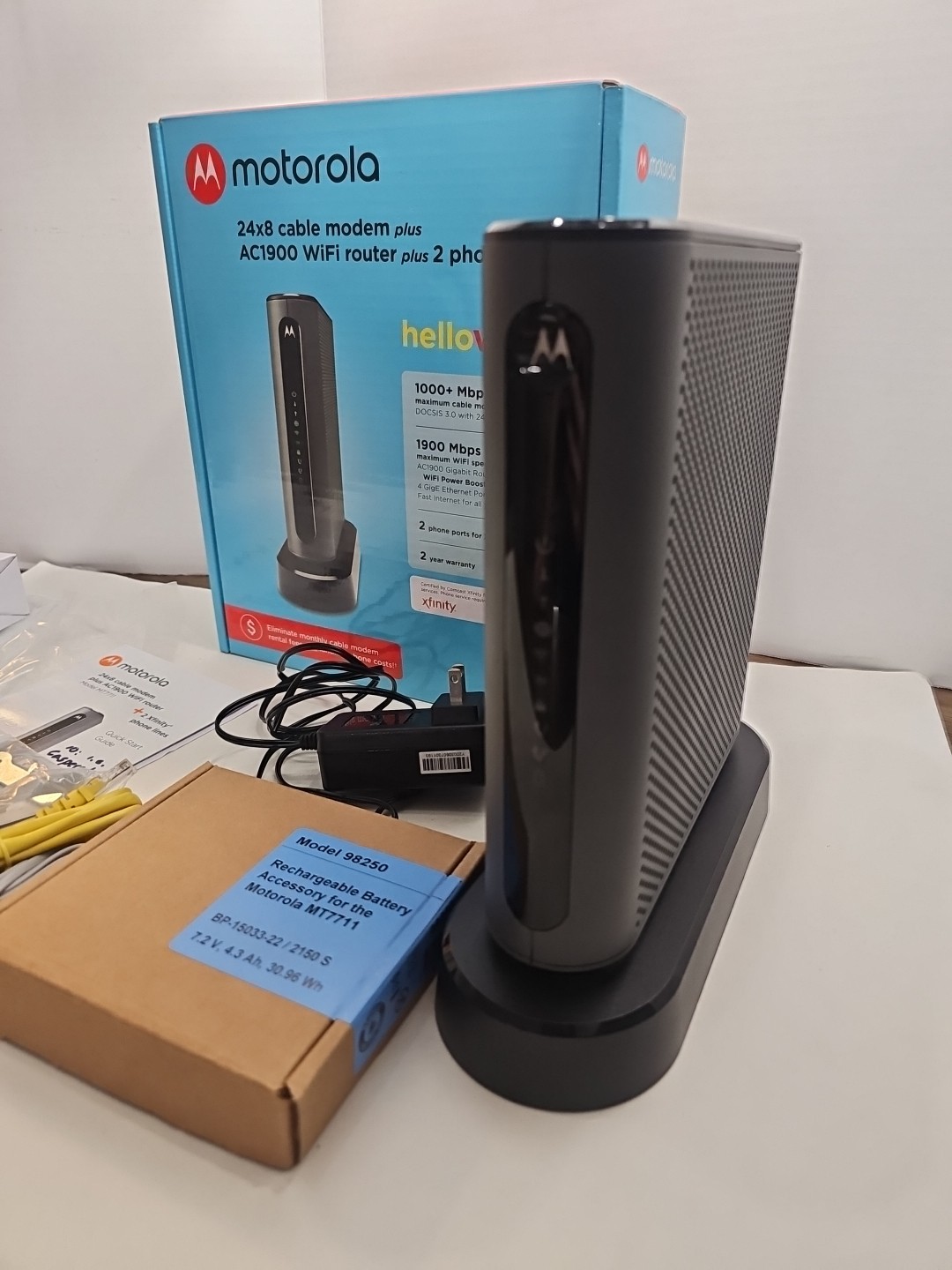 Motorola MT7711 24X8 Cable Modem and AC1900 Dual Band Wi-Fi Gigabit Router 2…