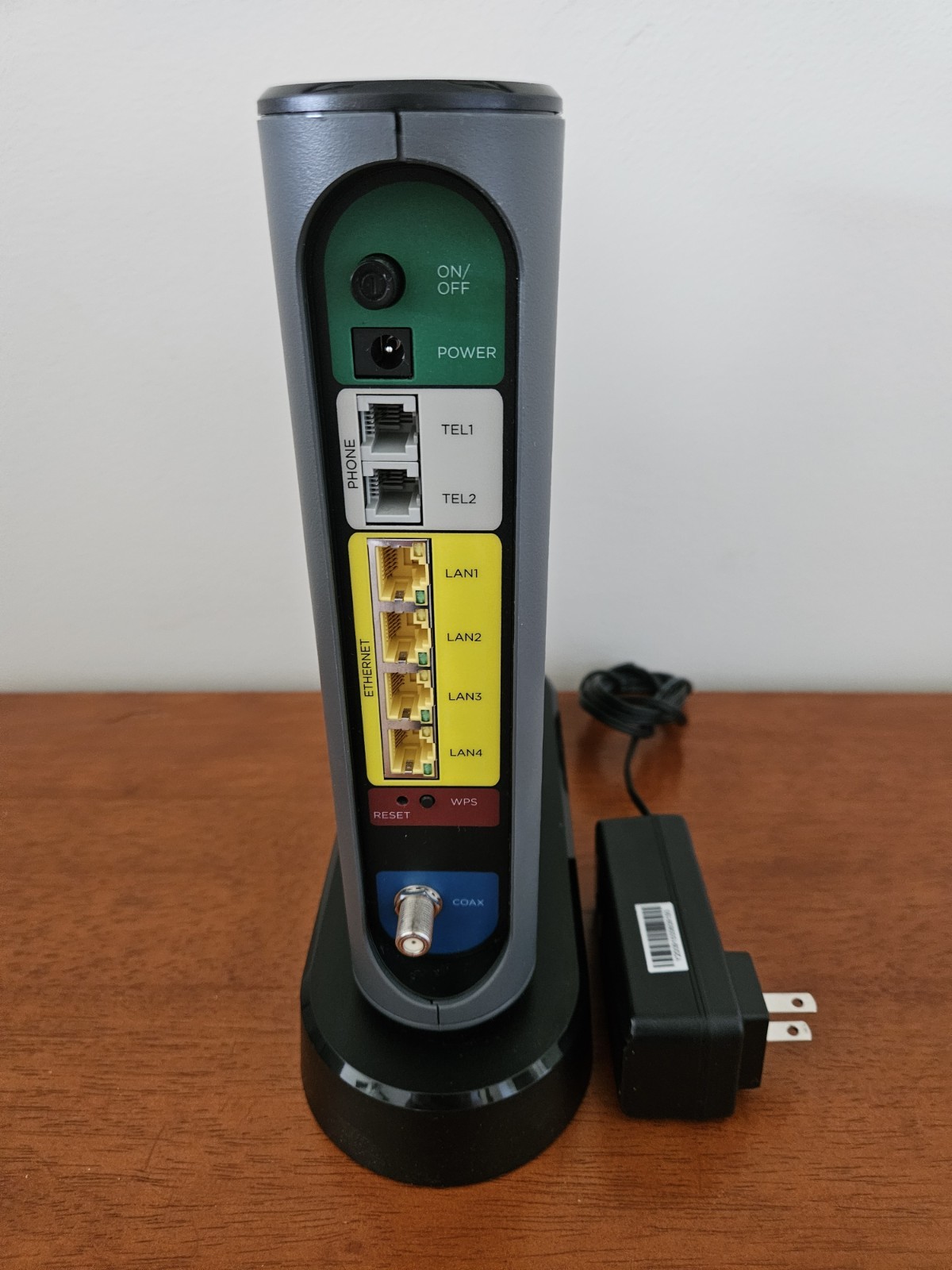 Motorola MT 7711 Modem Router Combo With Voice DOCSIS 3.0 Comcast And More.