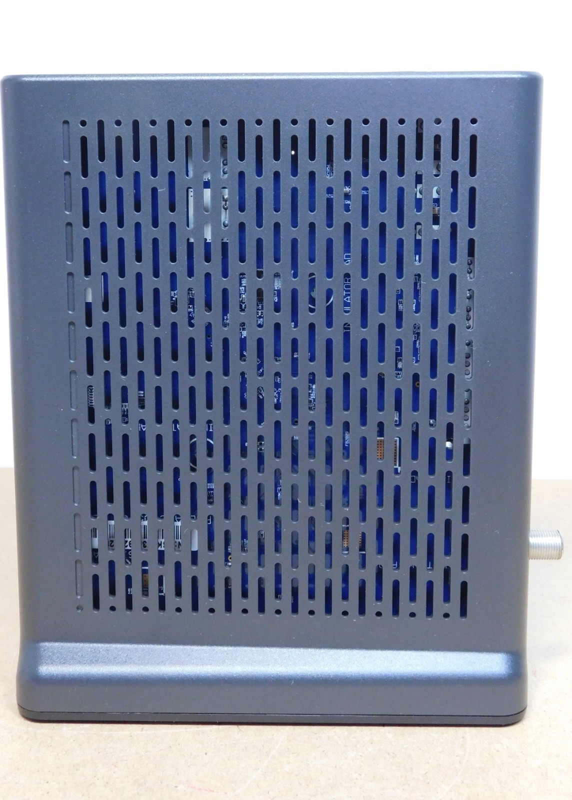 ARRIS SURFboard T25 DOCSIS 3.1 Internet & Voice Modem