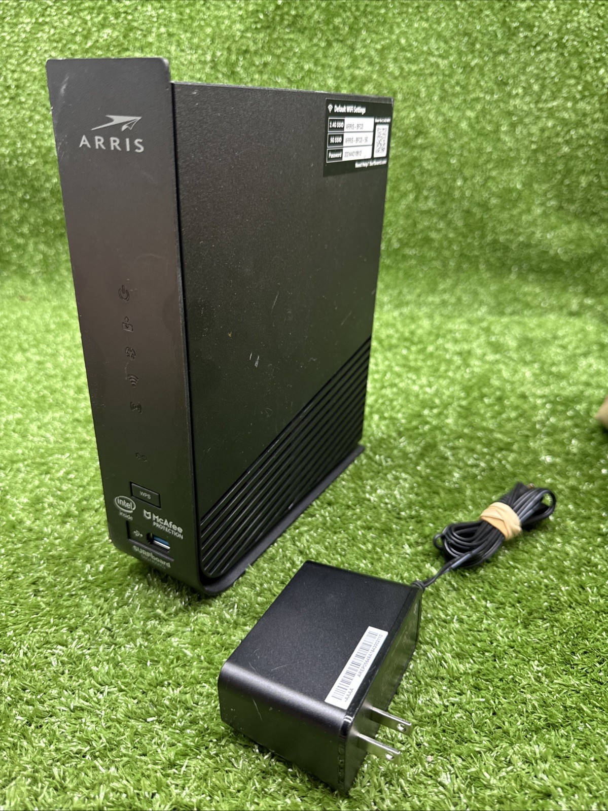 Arris SBG7400AC2 Router. 9