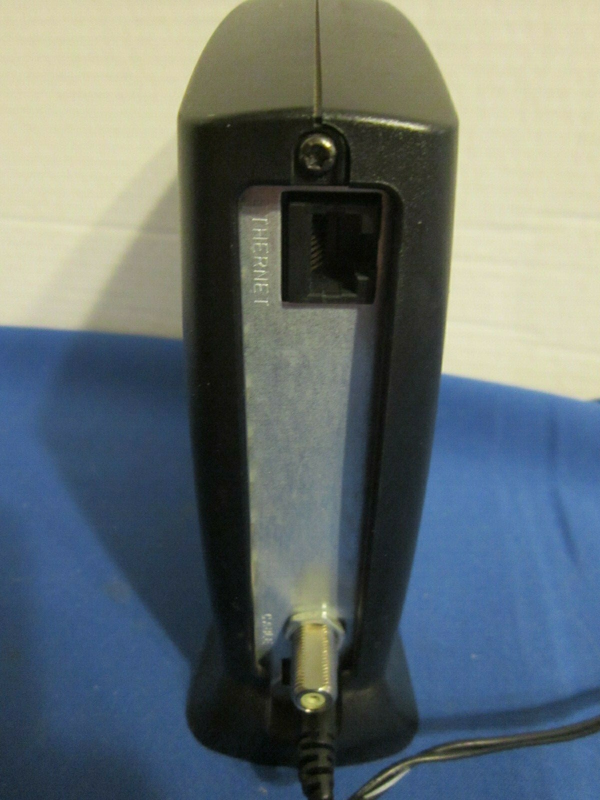 Motorola Surfboard Cable Modem SB5101N With AC Adapter 12VDC & Network Cable