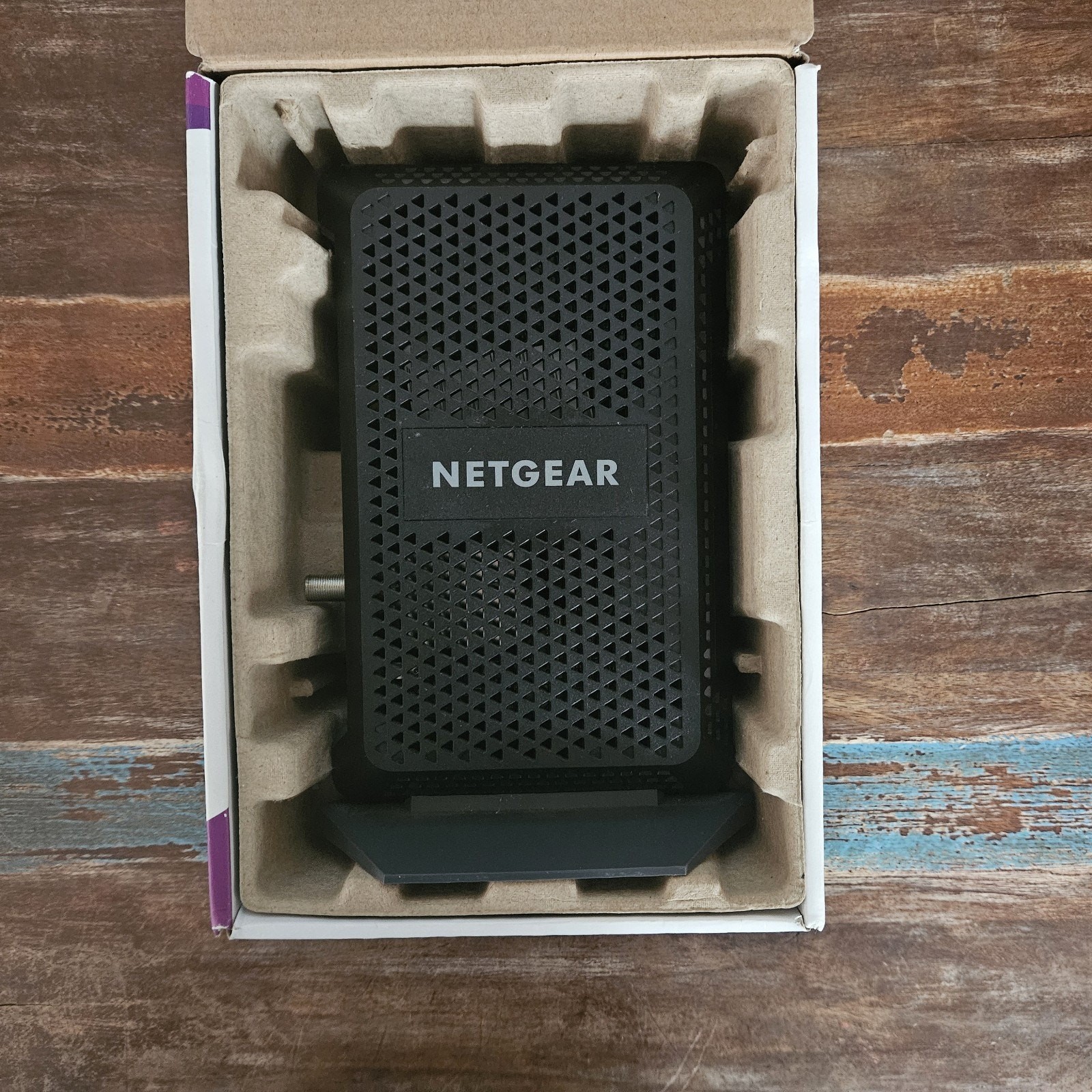 NETGEAR High Speed Cable Modem CM600 Compatible Xfinity Spectrum Cox TV Internet