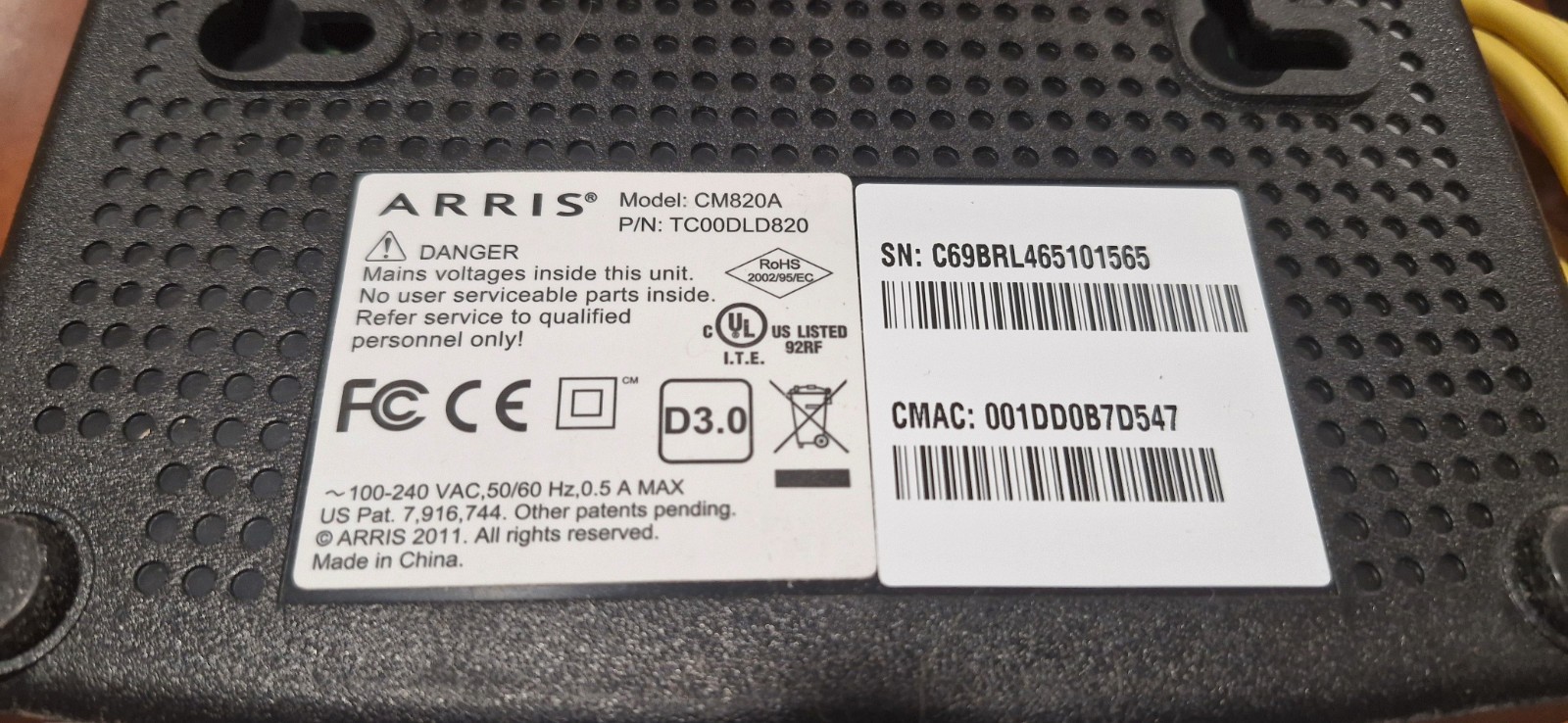 Arris Cable Modem CM820A DOCSIS 3.0 Gigabit +Cables