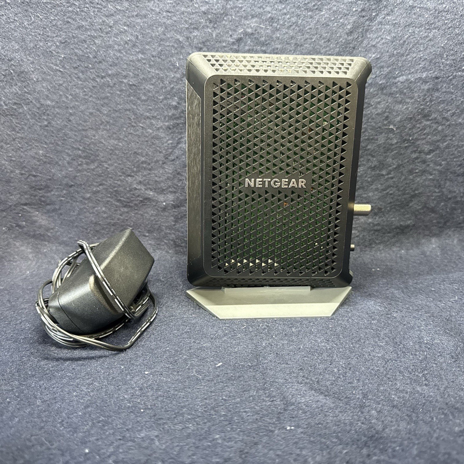 NETGEAR CM700 Cable Modem 800Mbps DOCSIS 3.0 Black