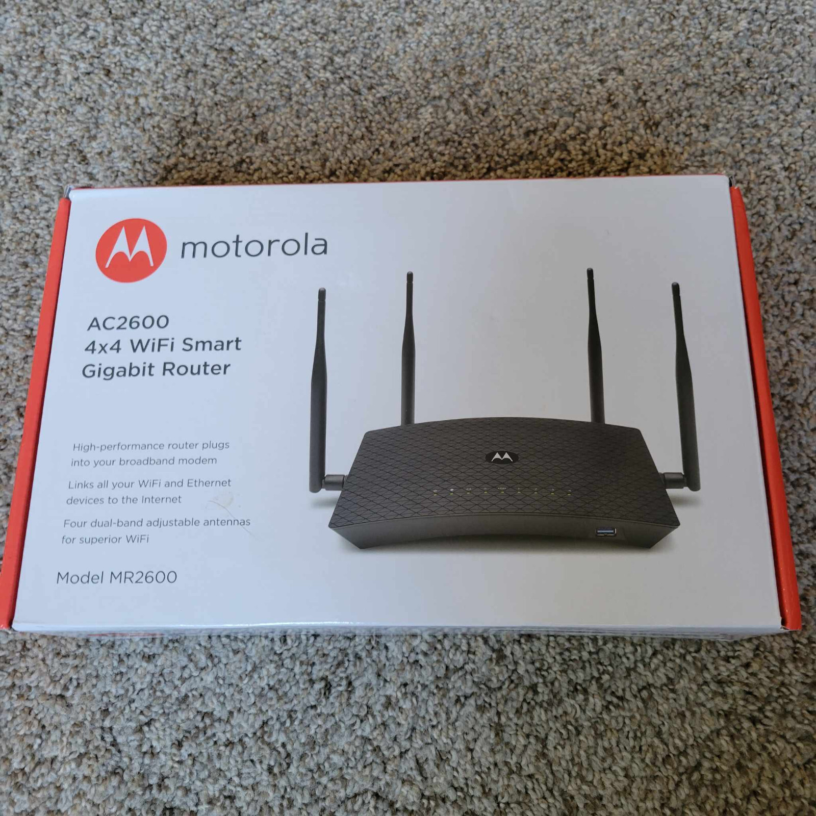 MOTOROLA AC2600 4×4 WiFi Smart Gigabit Router with Extended Range, Model MR2600