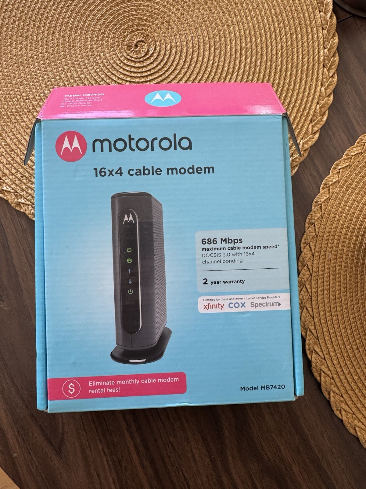 Motorola 16×4 Cable Modem Model MB7420 686 Mbps DOCSIS 3.0