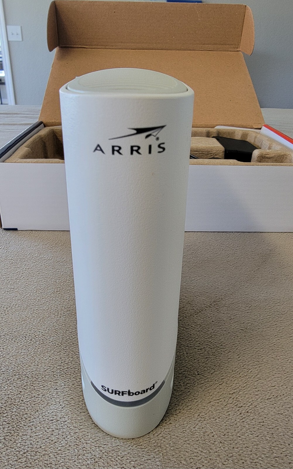 ARRIS Surfboard DOCSIS 3.1 Cable Modem up to 3.5 Gbps download speeds 2.5 Gigabi