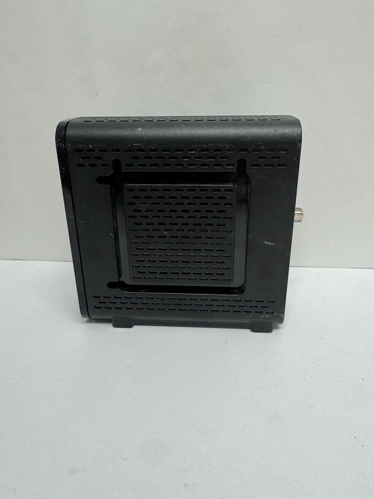 ARRIS SURFboard SB6121 DOCSIS 3.0 Cable Modem Ethernet Untested No Cord