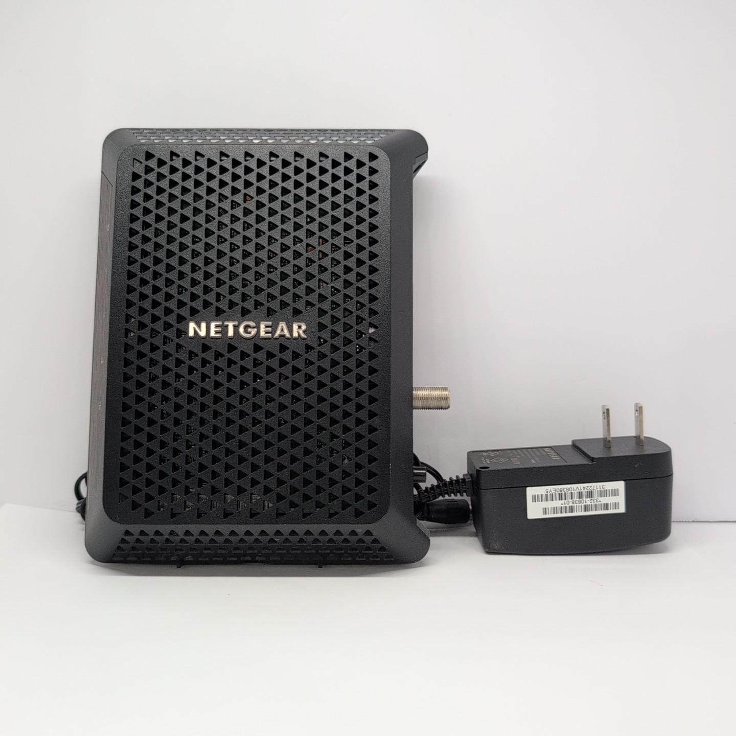 NETGEAR DOCSIS 3.0 32X8 High Speed Cable Modem – Model CM700
