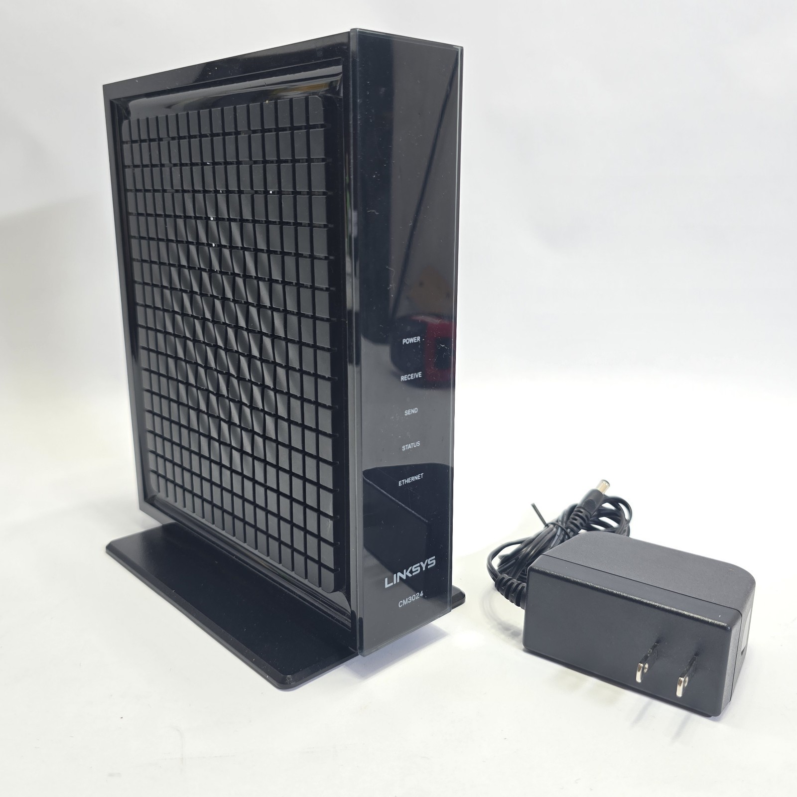 Linksys 24×8 Cable Modem CM3024 Intel Inside 960 Mbps 3.0 High Speed Ethernet.