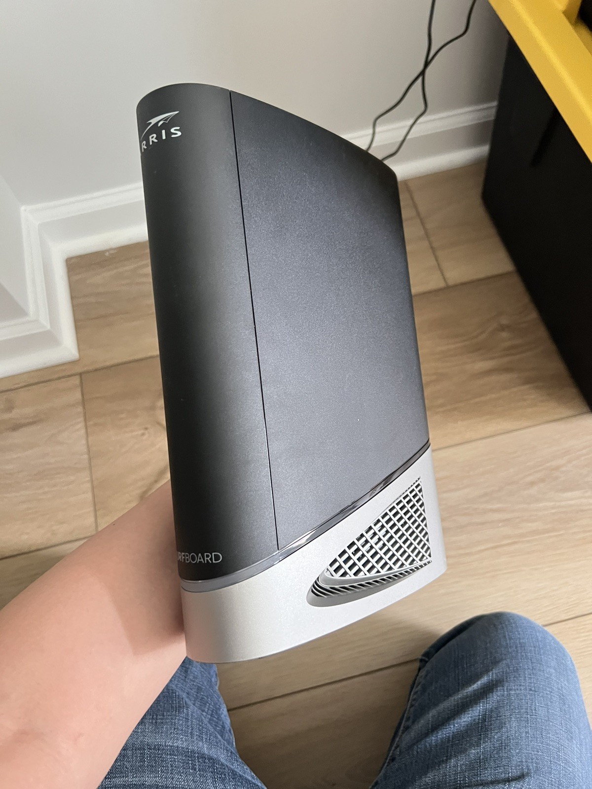 Arris SURFboard G54 BE18000 WiFi 7 & DOCSIS 3.1 Cable Modem/Router Combo
