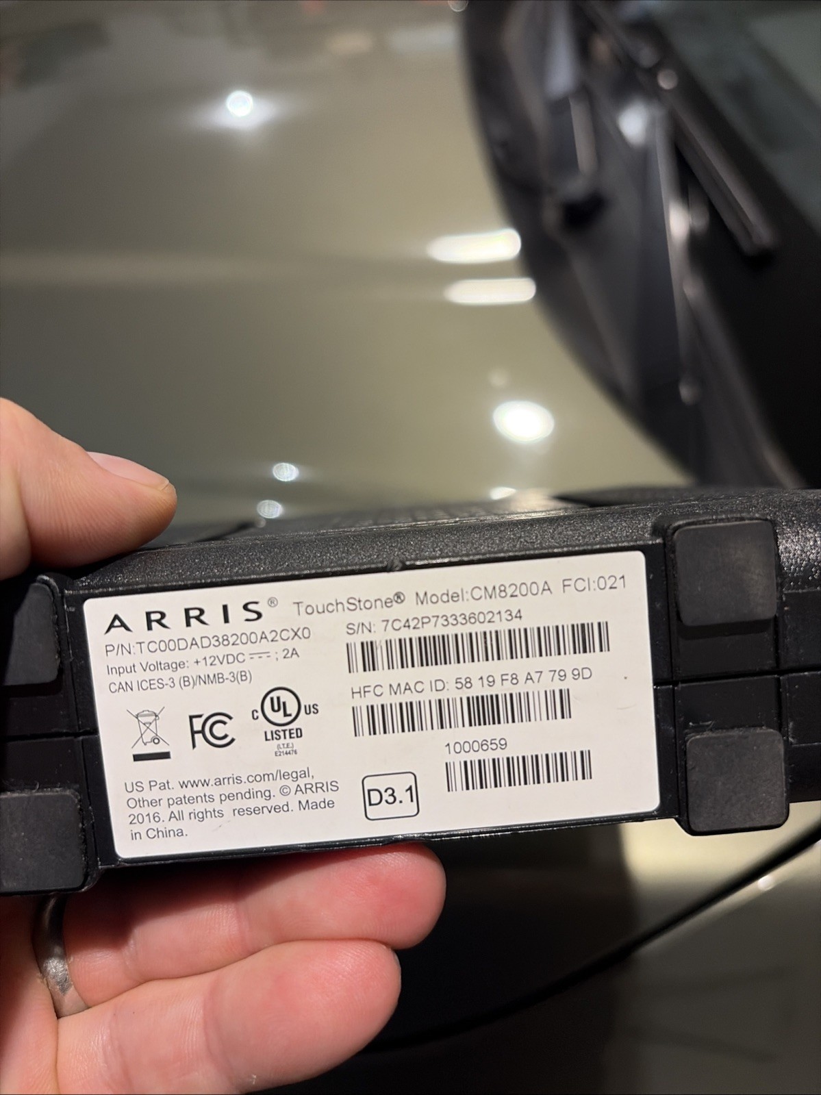 ARRIS Touchstone CM8200A DOCSIS 3.1 Ultra Fast Cable Modem – Black