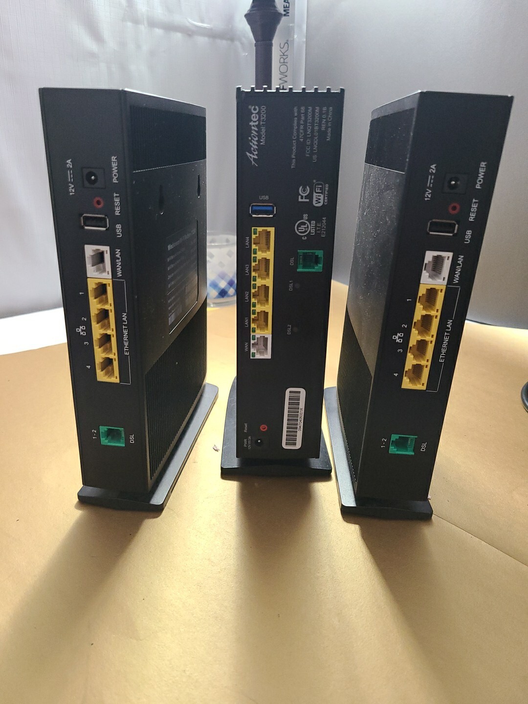 WINDSTREAM T3200 ,T3260 And Centurlink C3000A For Parts Only