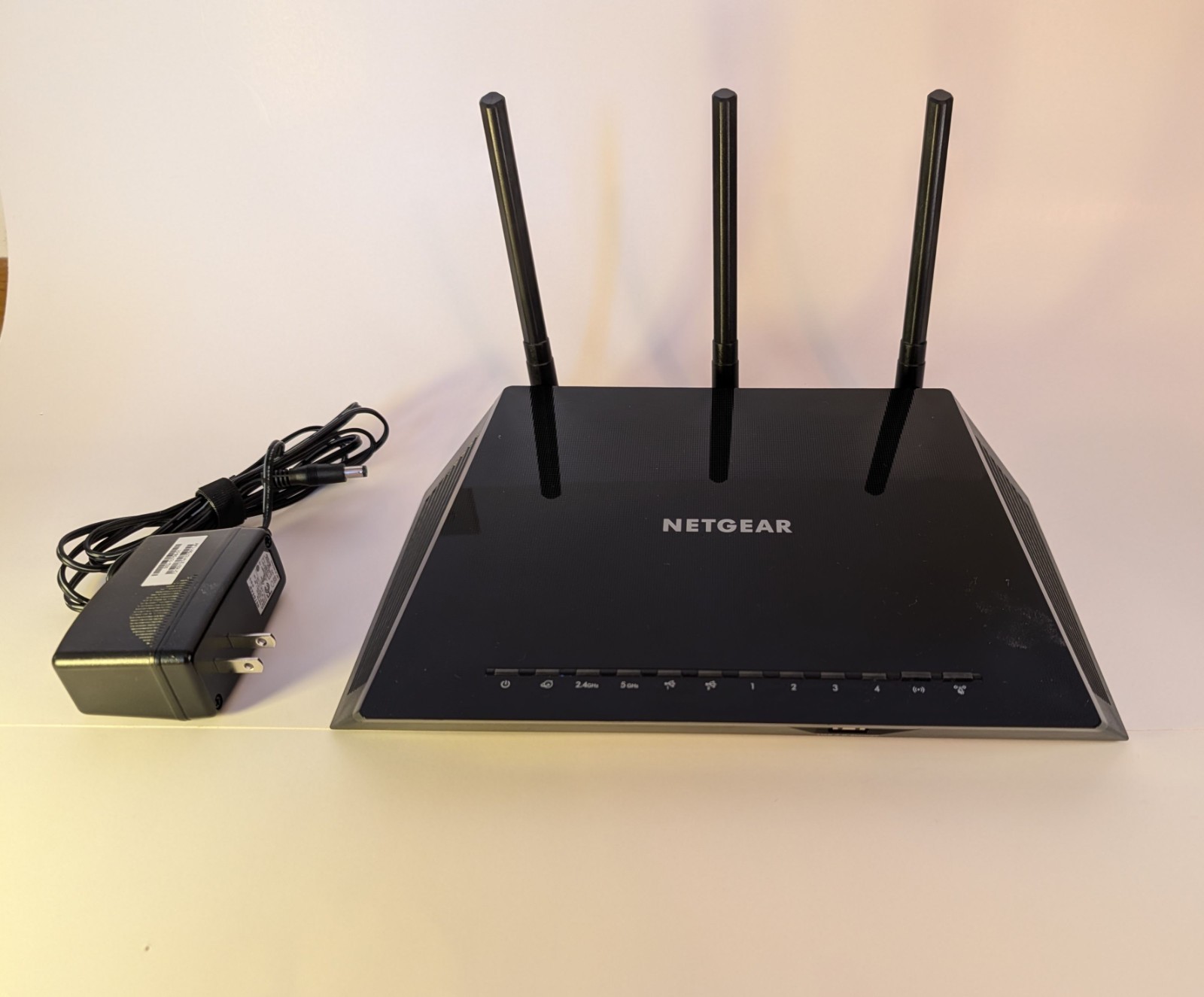 NETGEAR R6400 AC1750 Dual Band Smart WiFi Router w/ Power Adapter Tested