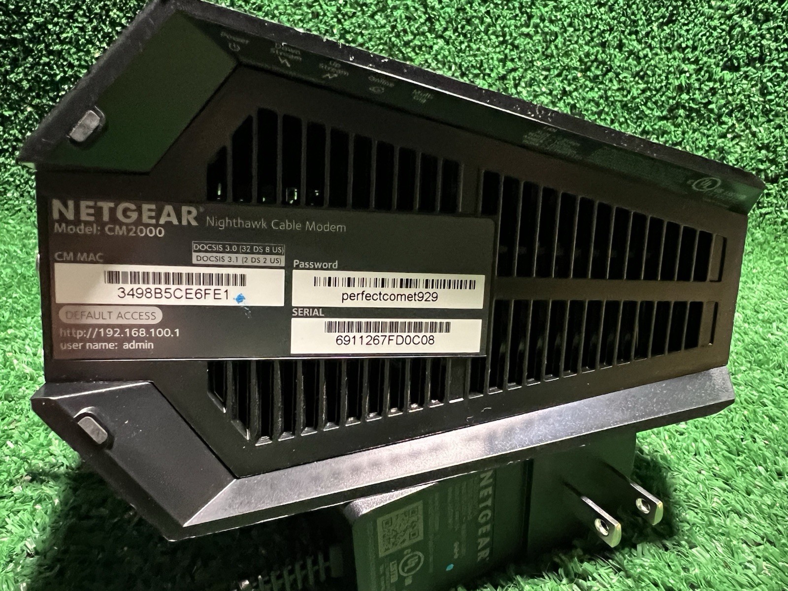 Netgear Nighthawk CM2000 DOCSIS 3.1 Multi-Gig Cable Modem – Tested Working, Used