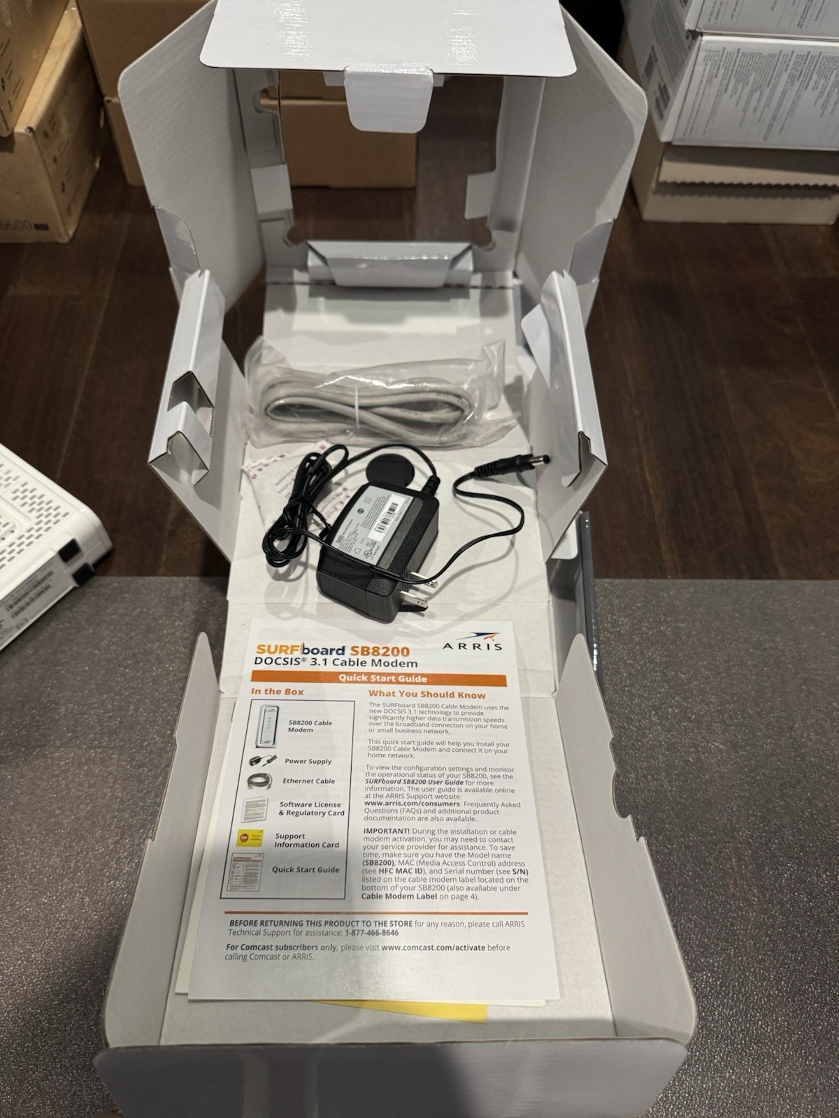 ARRIS SURFboard SB8200 DOCSIS 3.1 Cable Modem 2 Gbps (New Open Box, Tested)