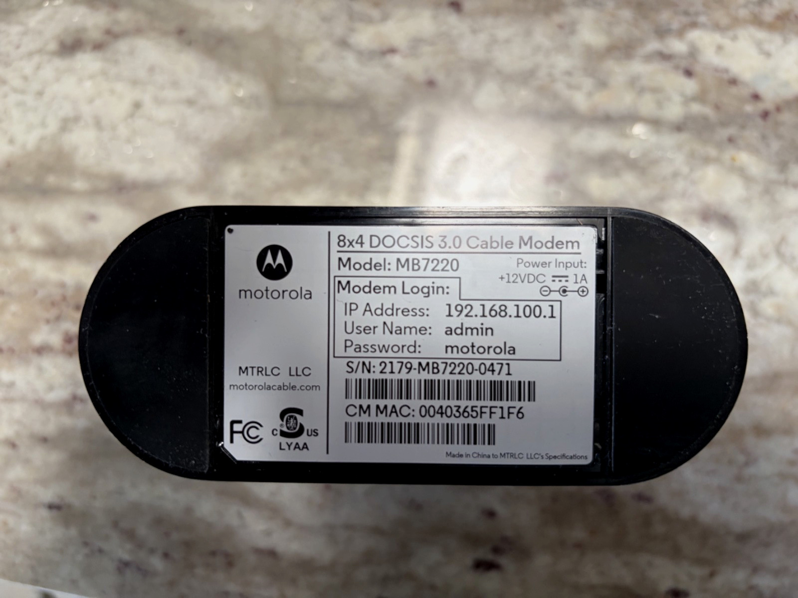 MOTOROLA 8×4 Cable Modem, Model MB7220, 343 Mbps DOCSIS 3.0