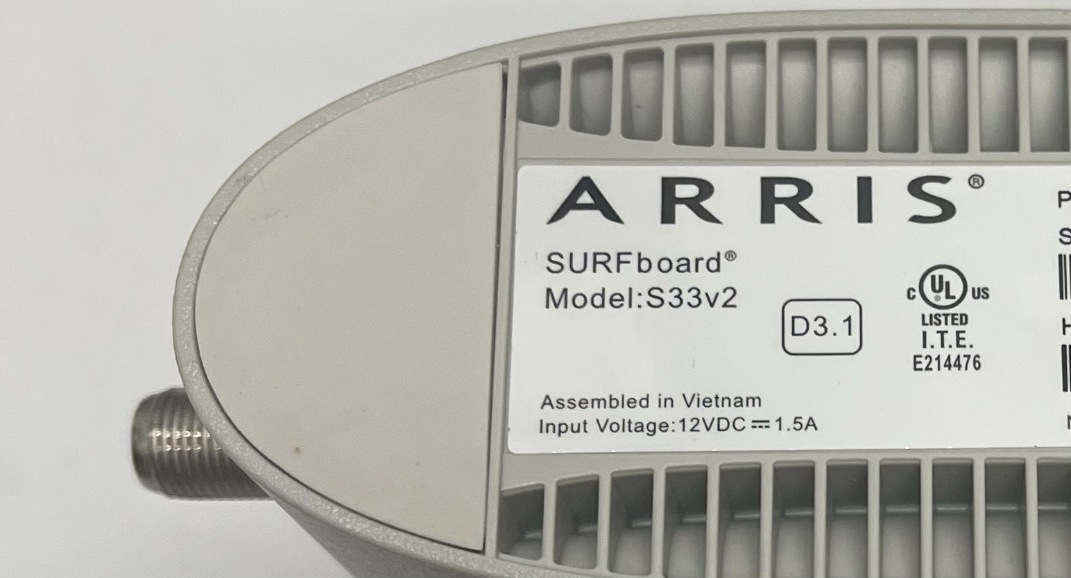 ARRIS S33 v2 2.5 Gbps Ethernet Port – DOCSIS 3.1 Modem – Refurbished w/ Box