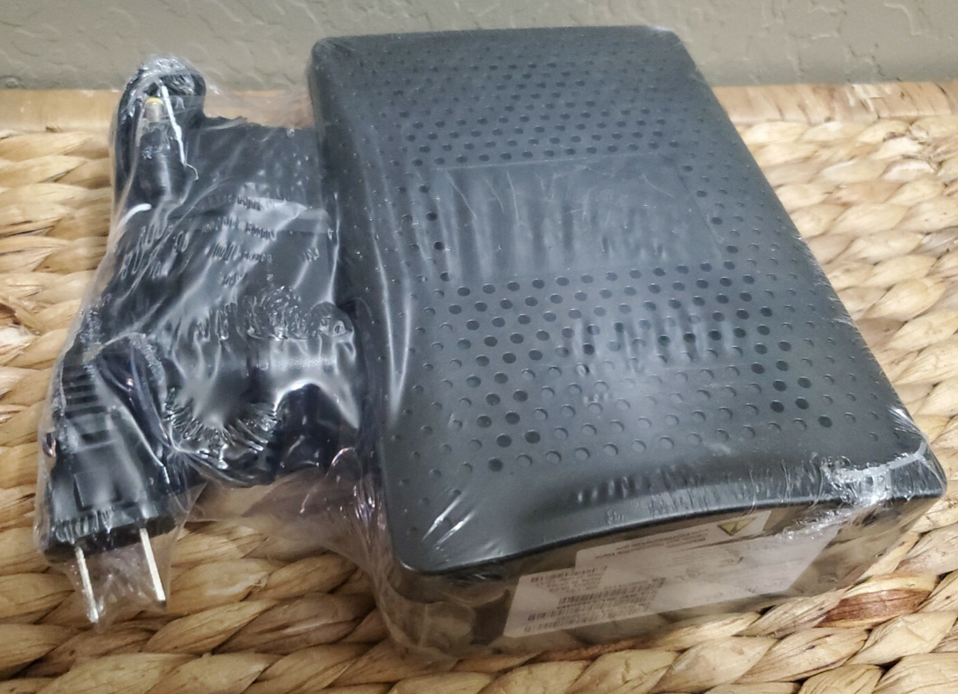 Technicolor DPC3216 Residential Gateway Wireless-n Router Docsis 3.0 16×4