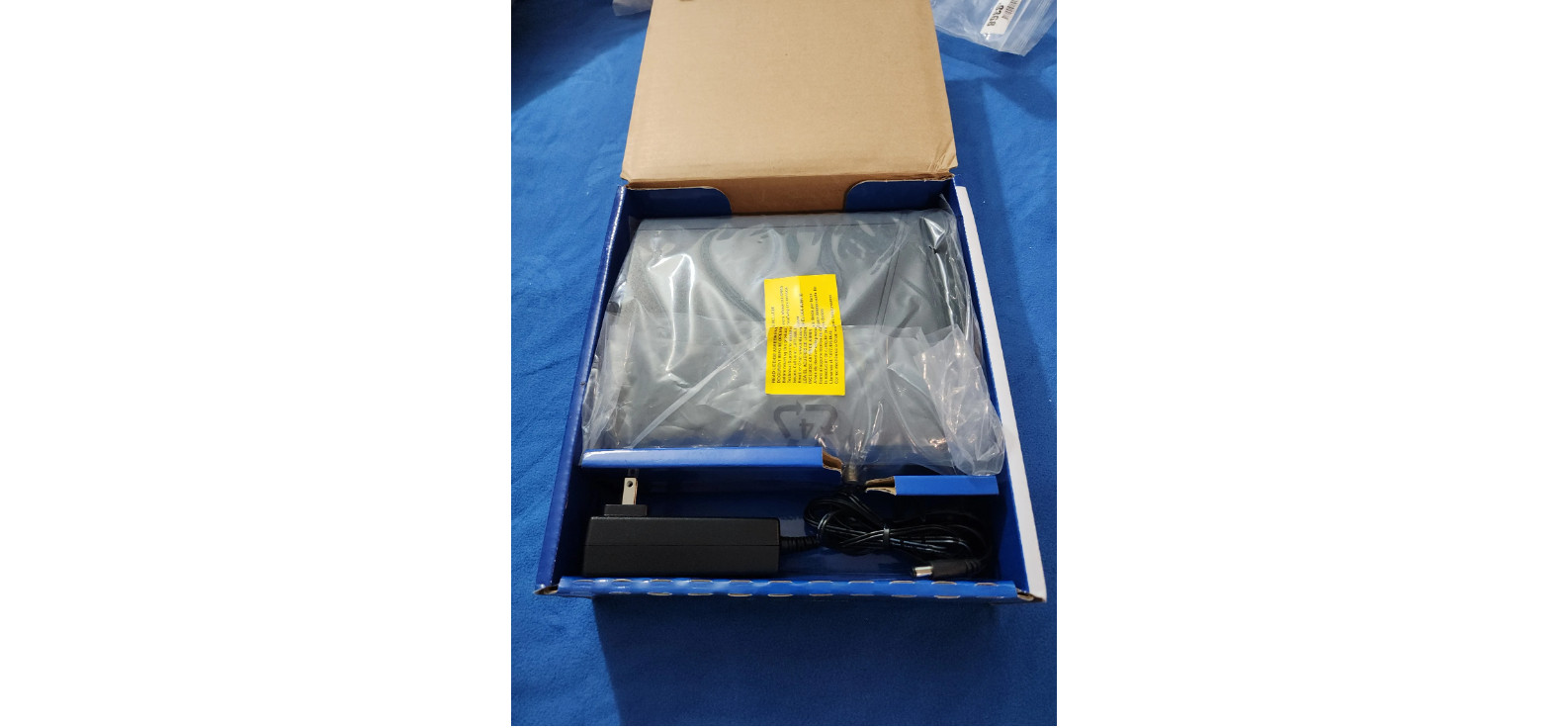 ARRIS Surfboard G34 DOCSIS 3.1 Gigabit Cable Modem & AX3000 Wi-Fi 6 Router