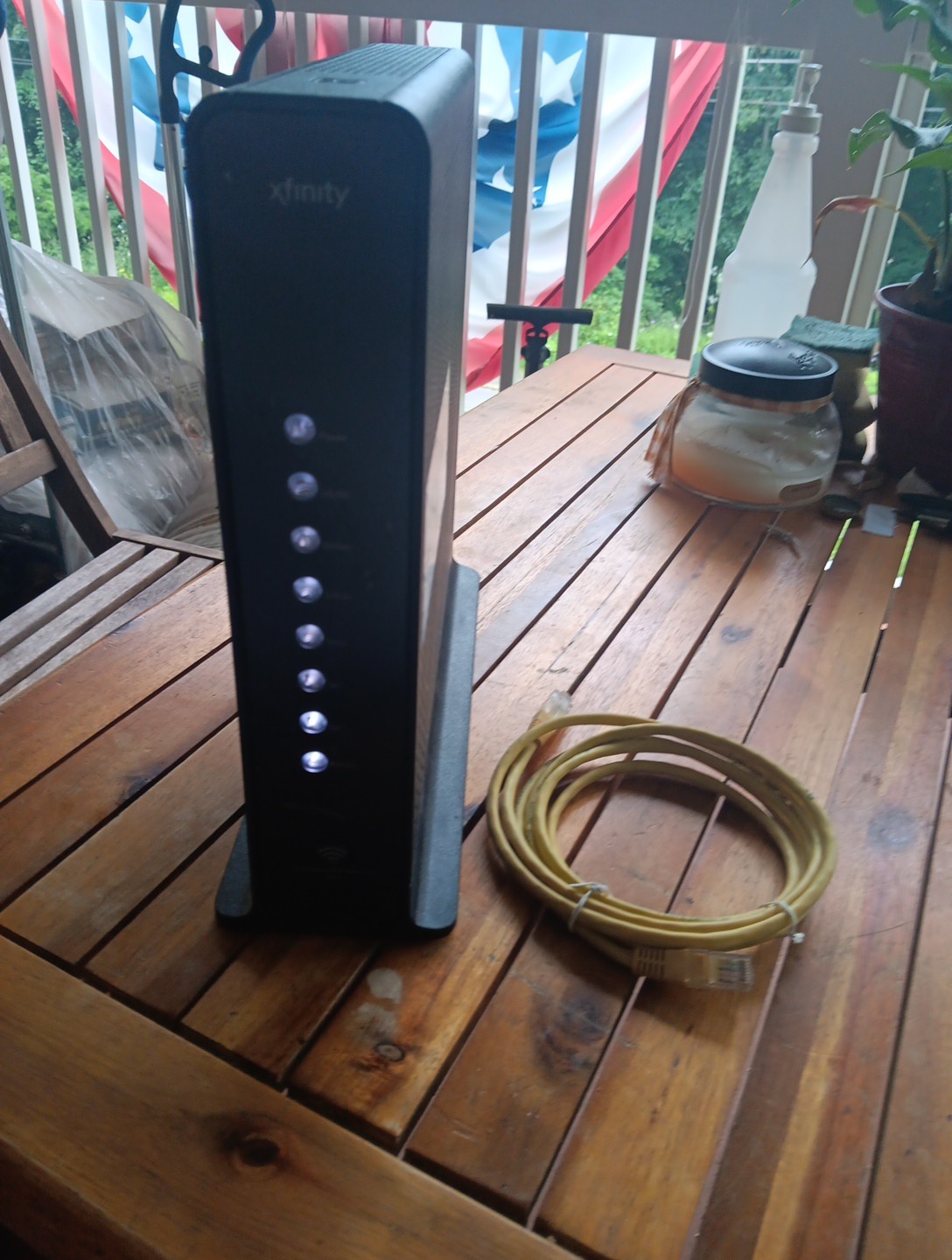 Xfinity Technicolor XB3 Wireless Gateway (Model DPC3941T) – DOCSIS 3.0 + Cables